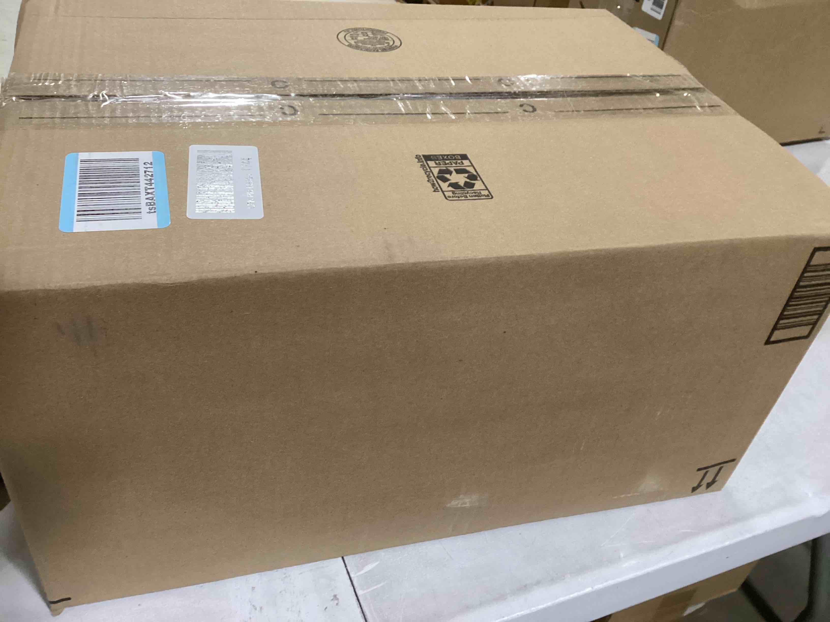 https://s3.amazonaws.com/lotting-images-prod/bidfta/PNK0032746_1731436024929.jpeg
