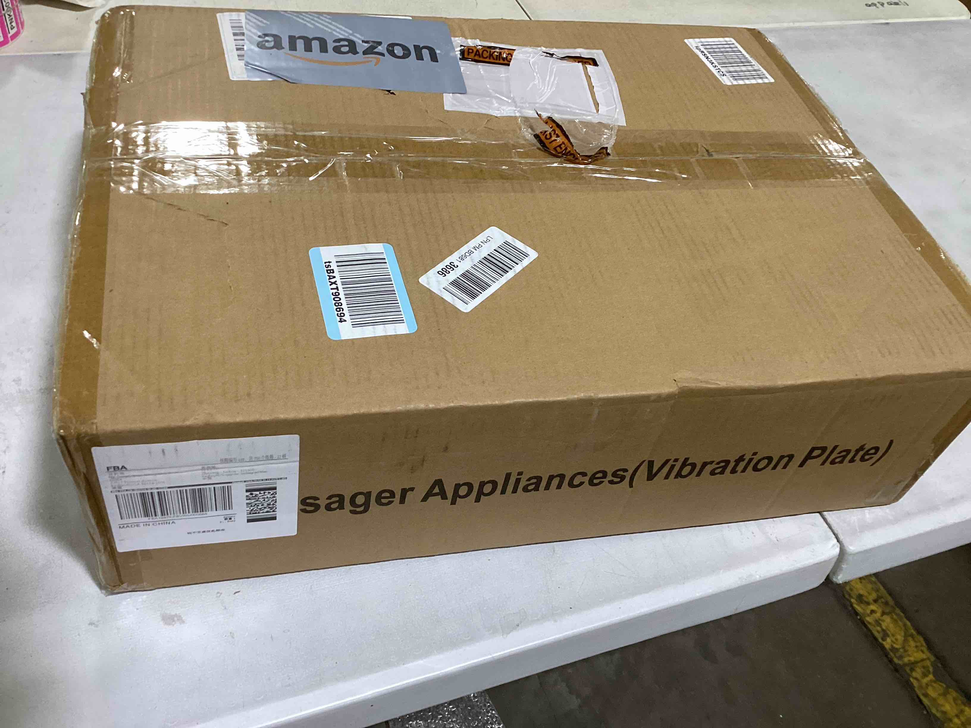 https://s3.amazonaws.com/lotting-images-prod/bidfta/PNK0032999_1731342856494.jpeg