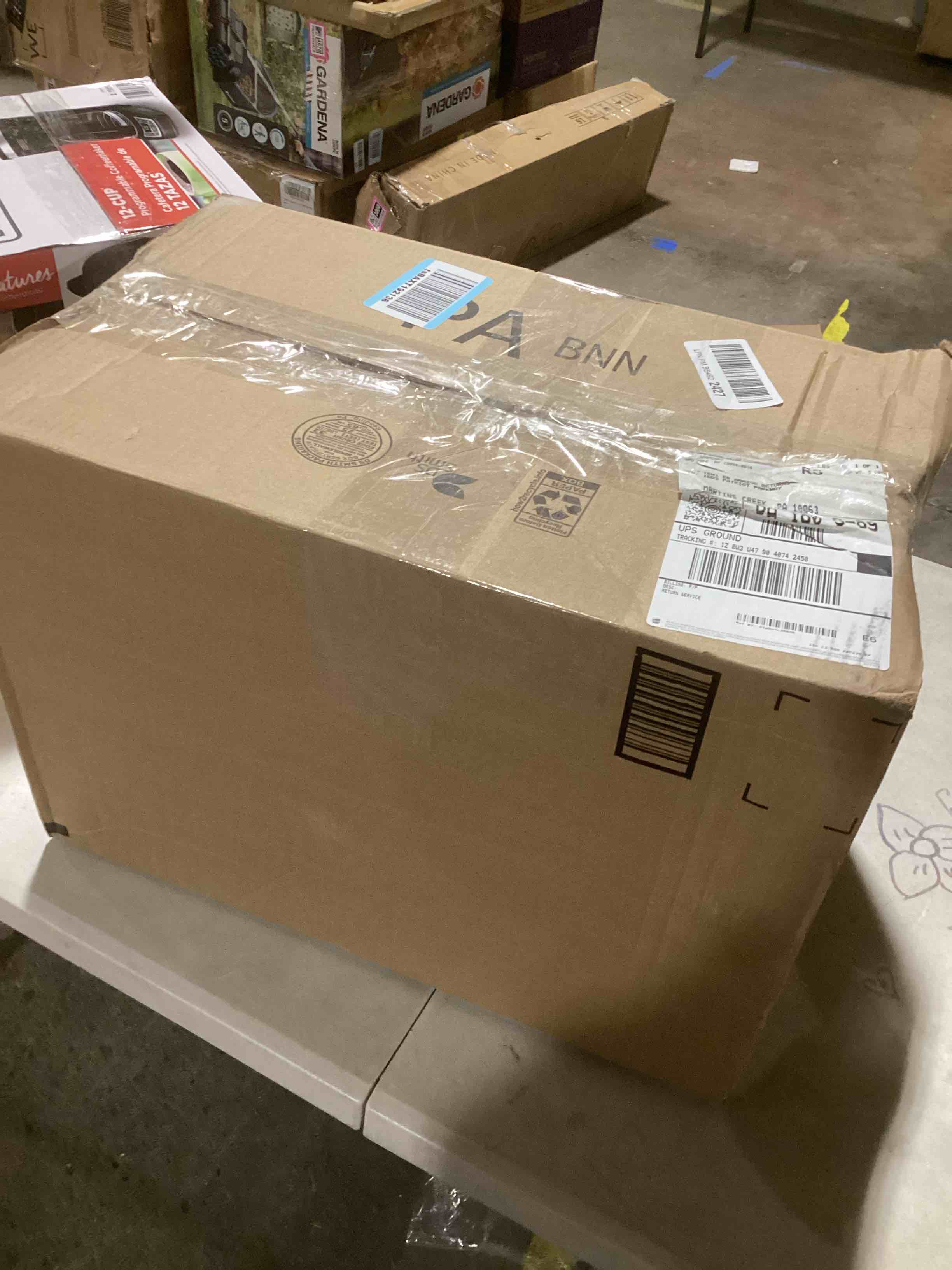 https://s3.amazonaws.com/lotting-images-prod/bidfta/PNK0033786_1730988525080.jpeg