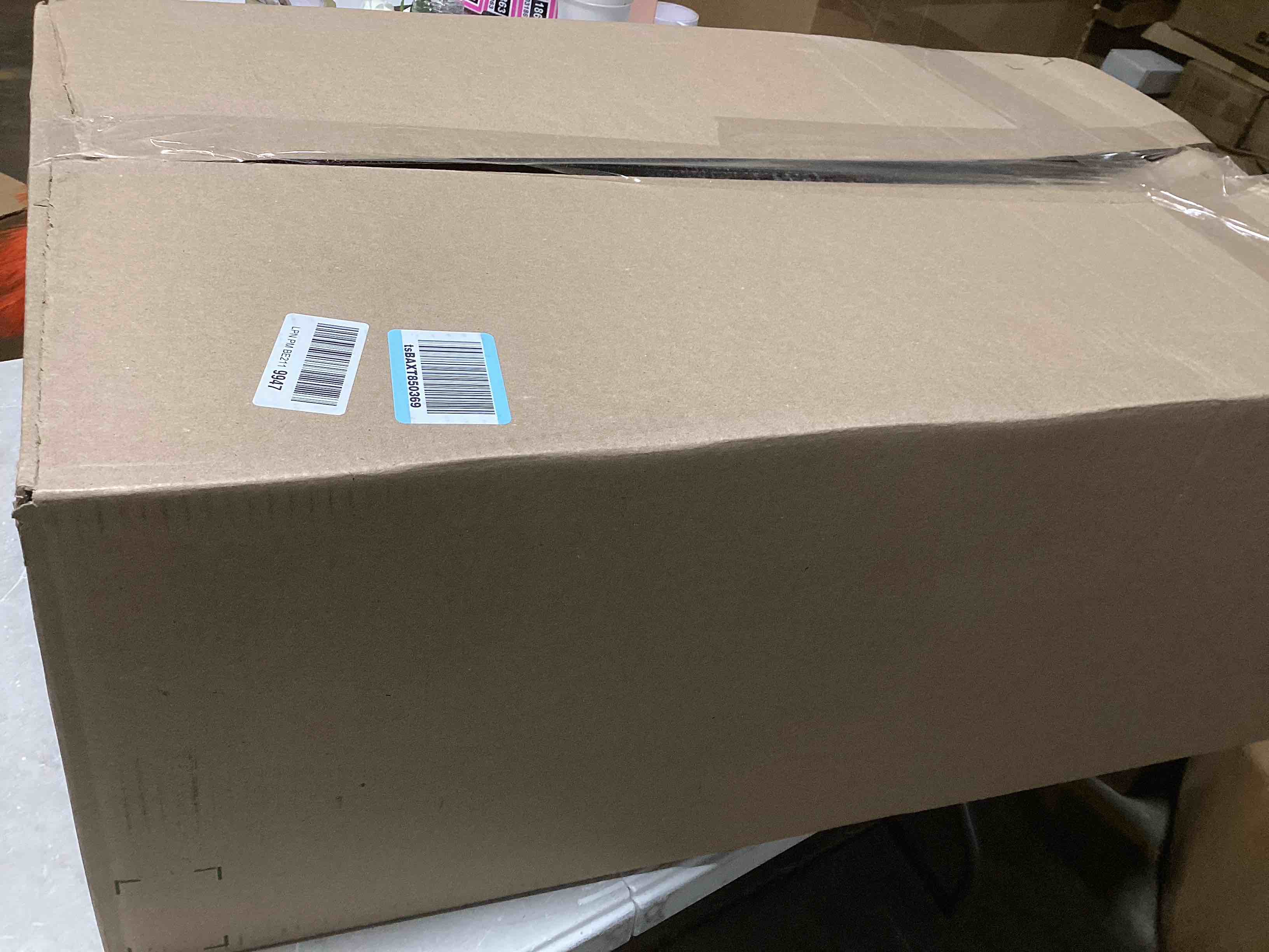https://s3.amazonaws.com/lotting-images-prod/bidfta/PNK0033880_1730927076619.jpeg