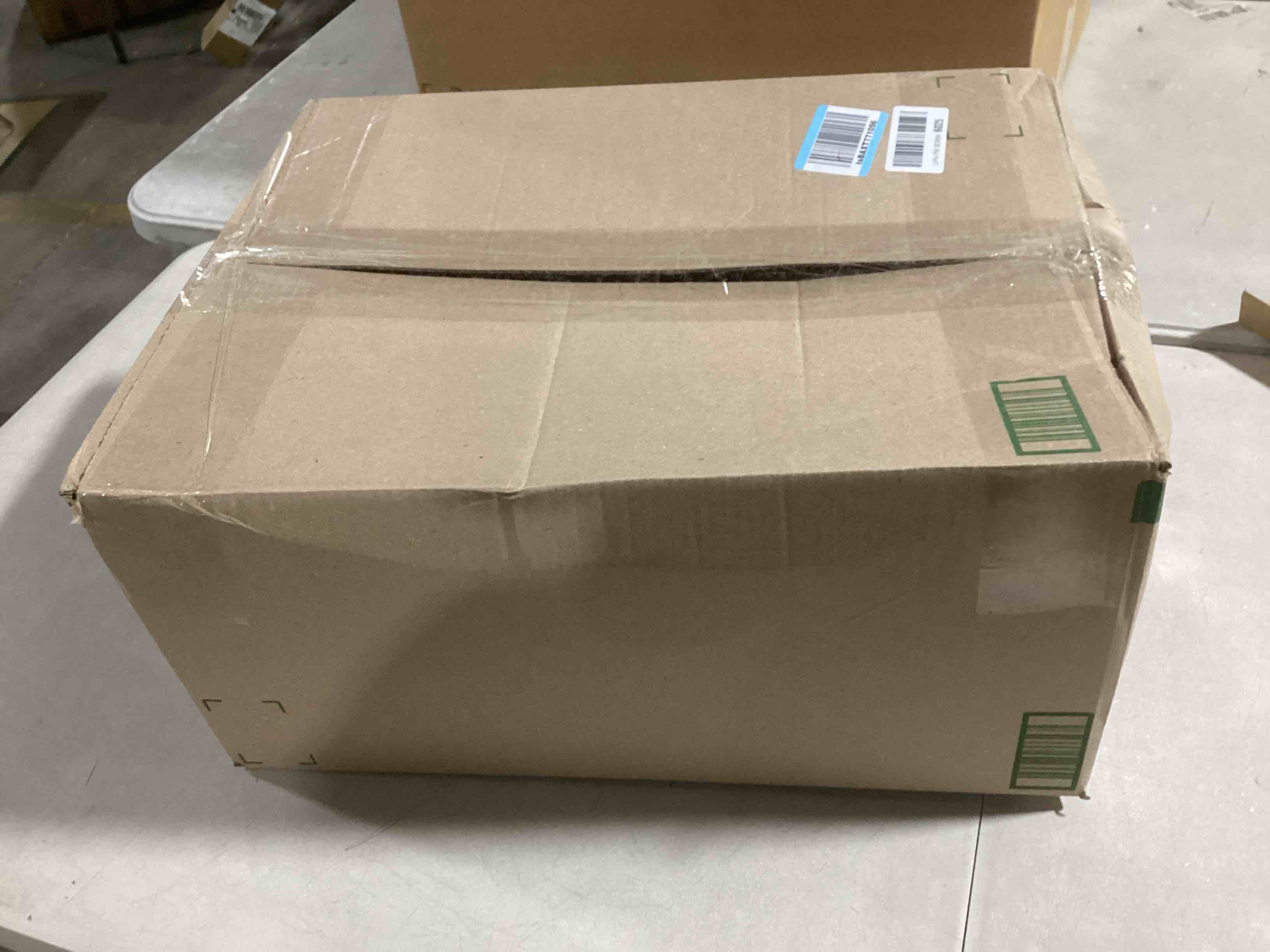 https://s3.amazonaws.com/lotting-images-prod/bidfta/PNK0033935_1730922168654.jpeg
