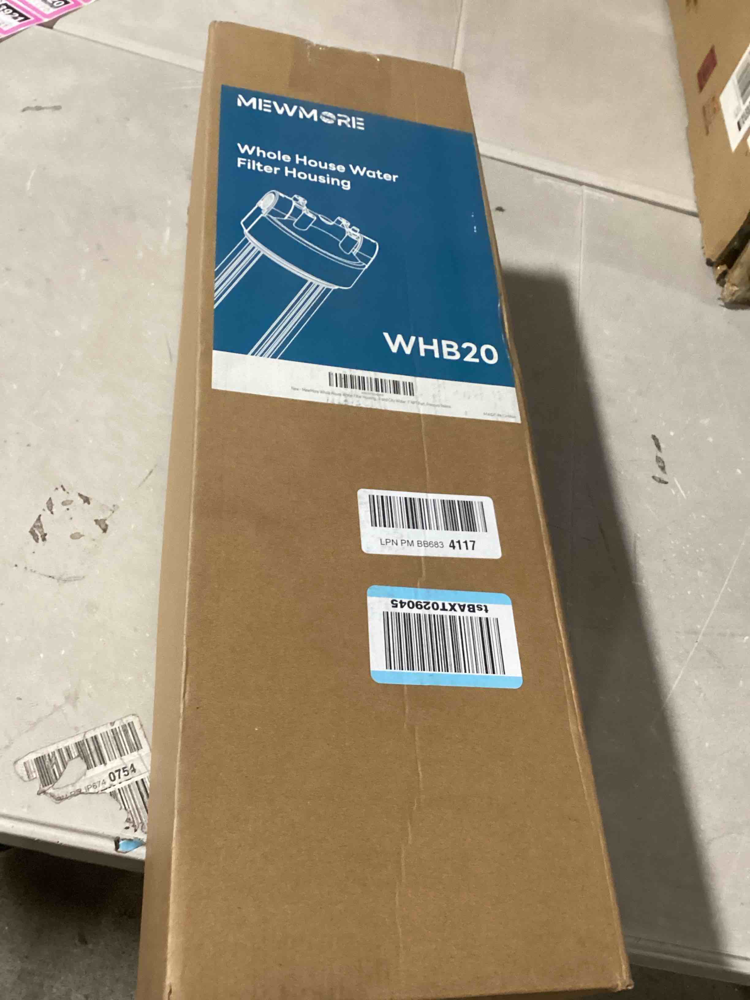 https://s3.amazonaws.com/lotting-images-prod/bidfta/PNK0033957_1730921183182.jpeg
