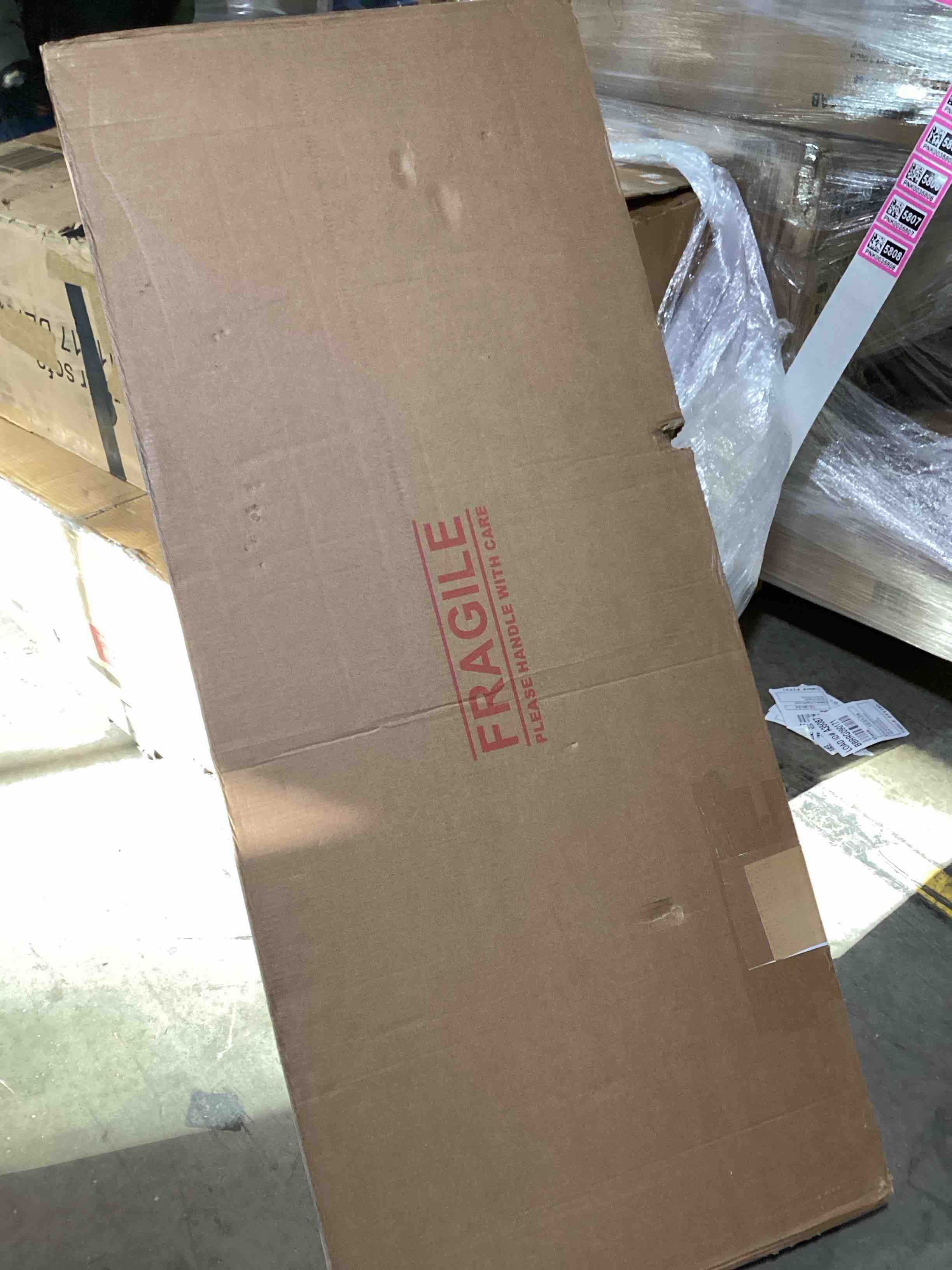 https://s3.amazonaws.com/lotting-images-prod/bidfta/PNK0035808_1735846270515.jpeg
