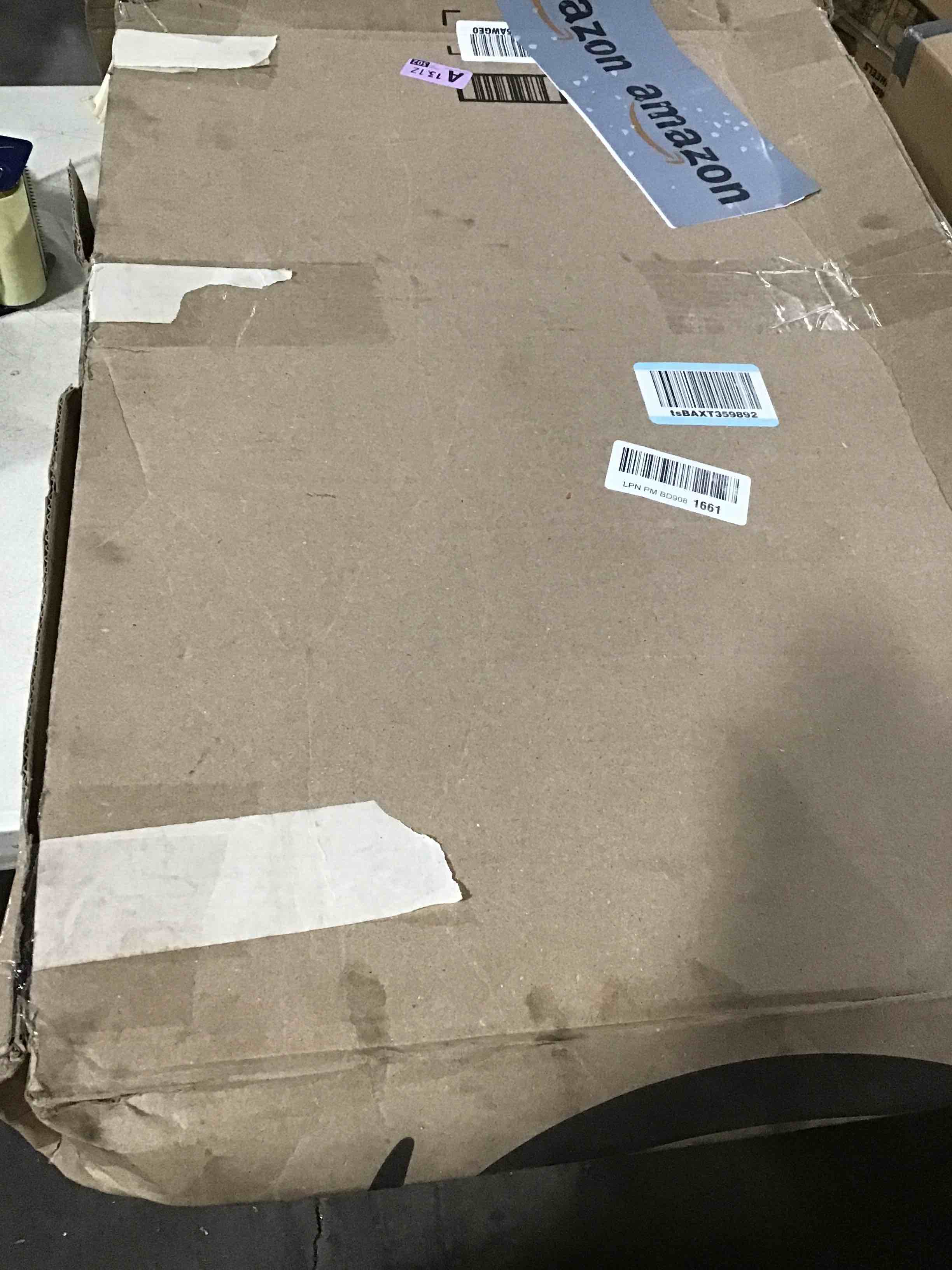 https://s3.amazonaws.com/lotting-images-prod/bidfta/PNK0035970_1730995515399.jpeg