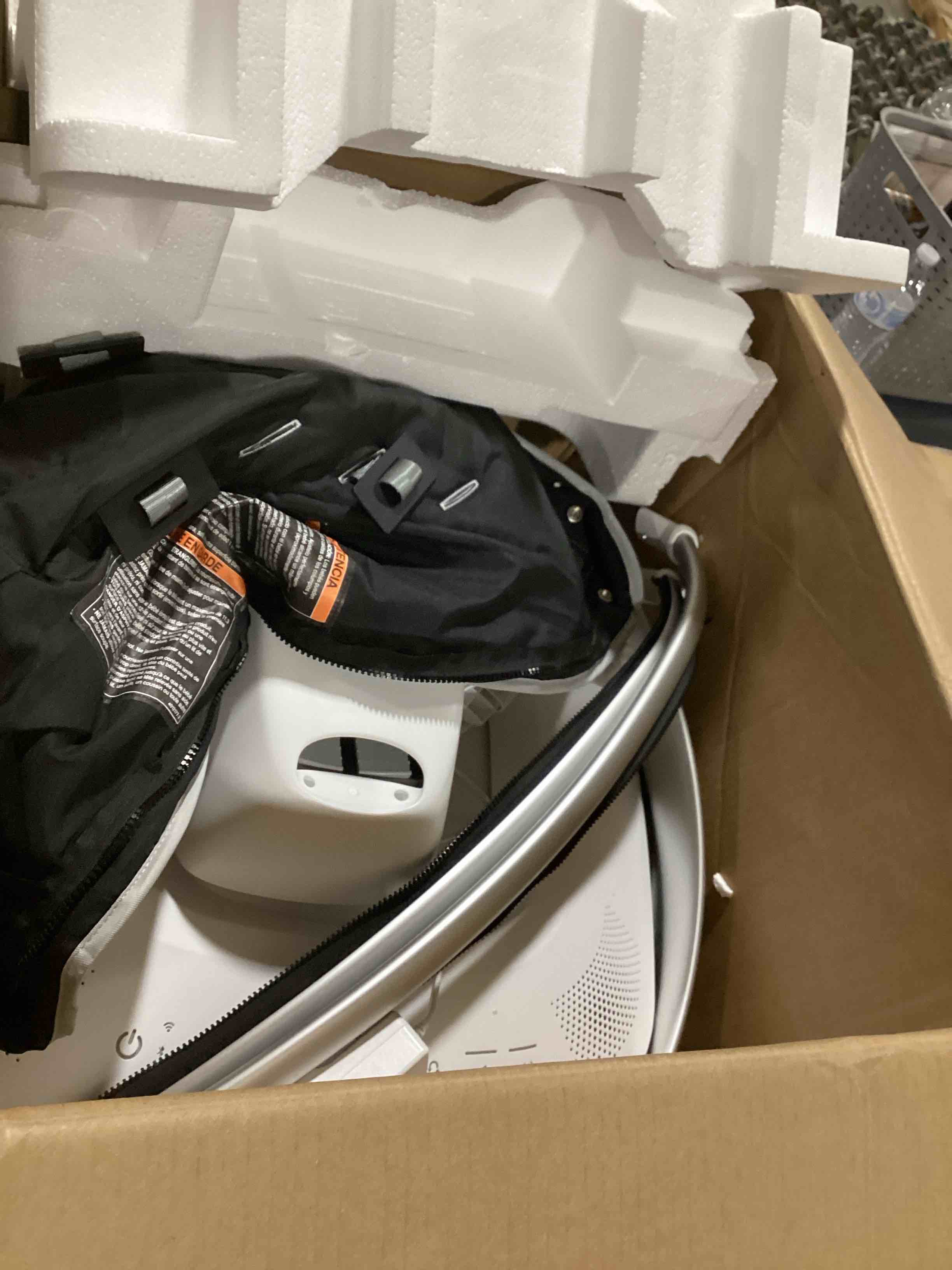 https://s3.amazonaws.com/lotting-images-prod/bidfta/PNK0036243_1733860128134.jpeg