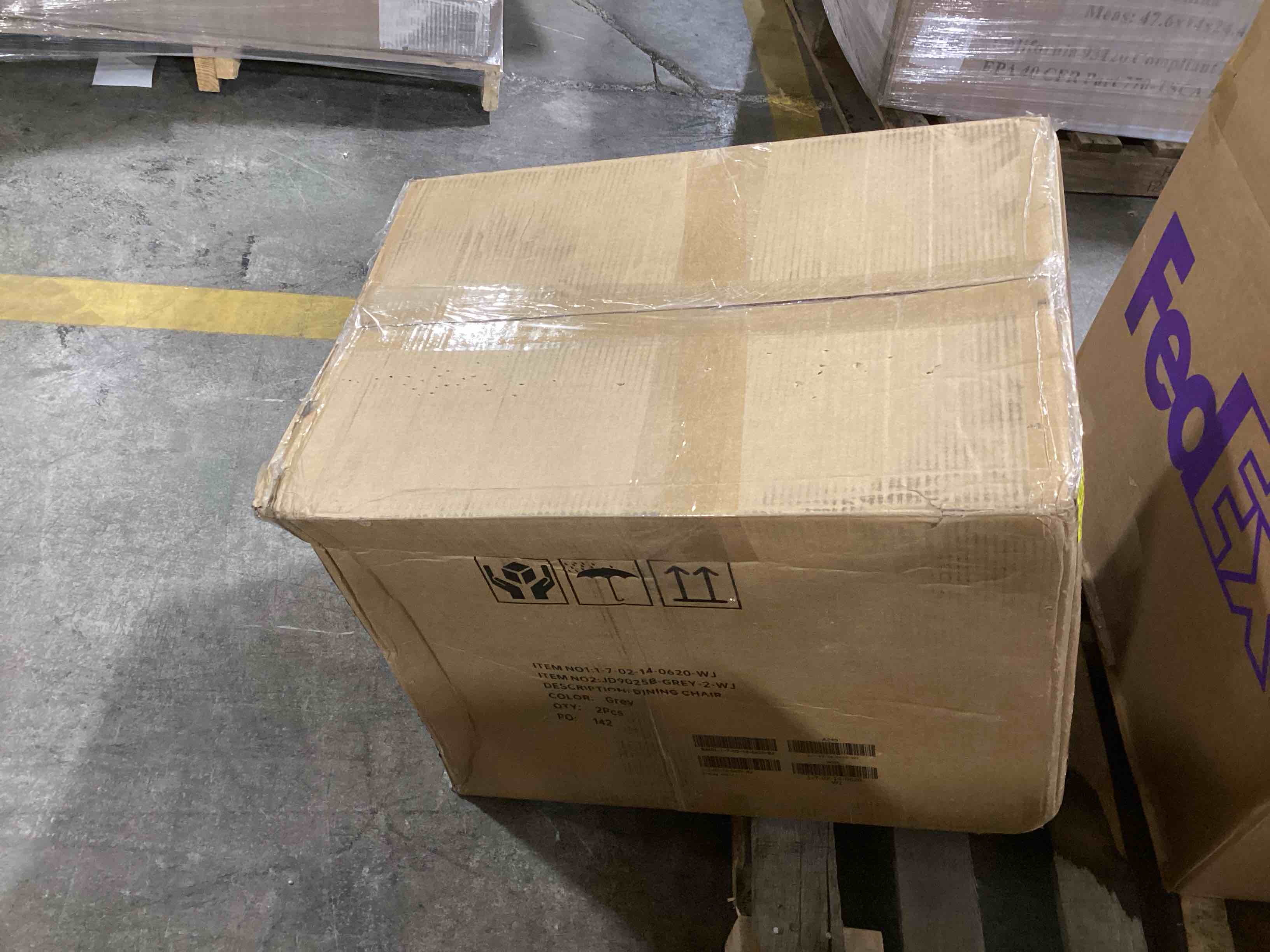 https://s3.amazonaws.com/lotting-images-prod/bidfta/PNK0037258_1733337607894.jpeg