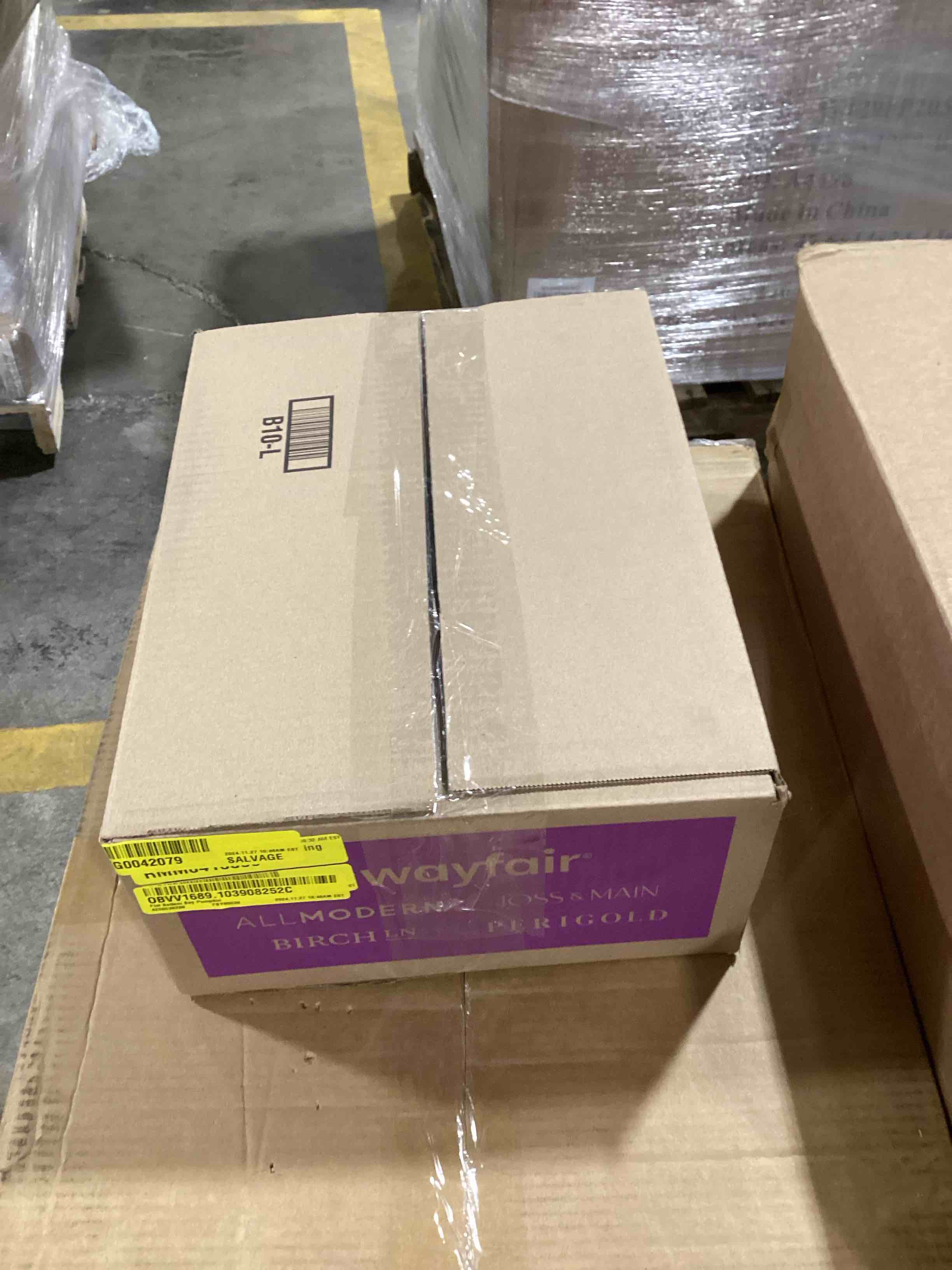 https://s3.amazonaws.com/lotting-images-prod/bidfta/PNK0037259_1733337388679.jpeg