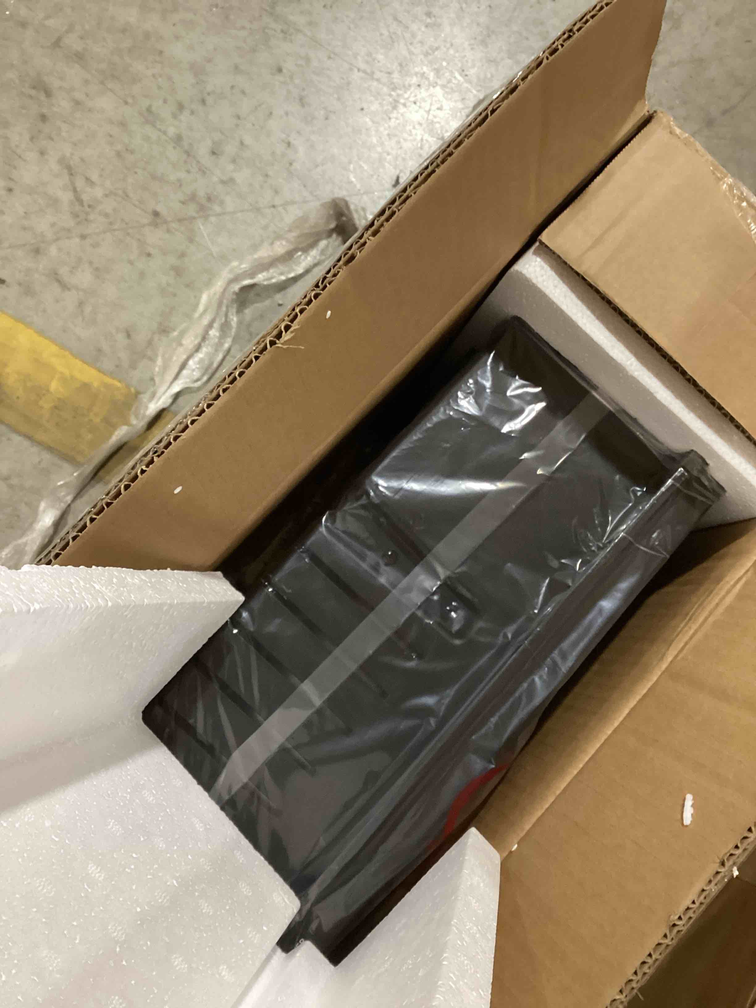 https://s3.amazonaws.com/lotting-images-prod/bidfta/PNK0037264_1733336460351.jpeg