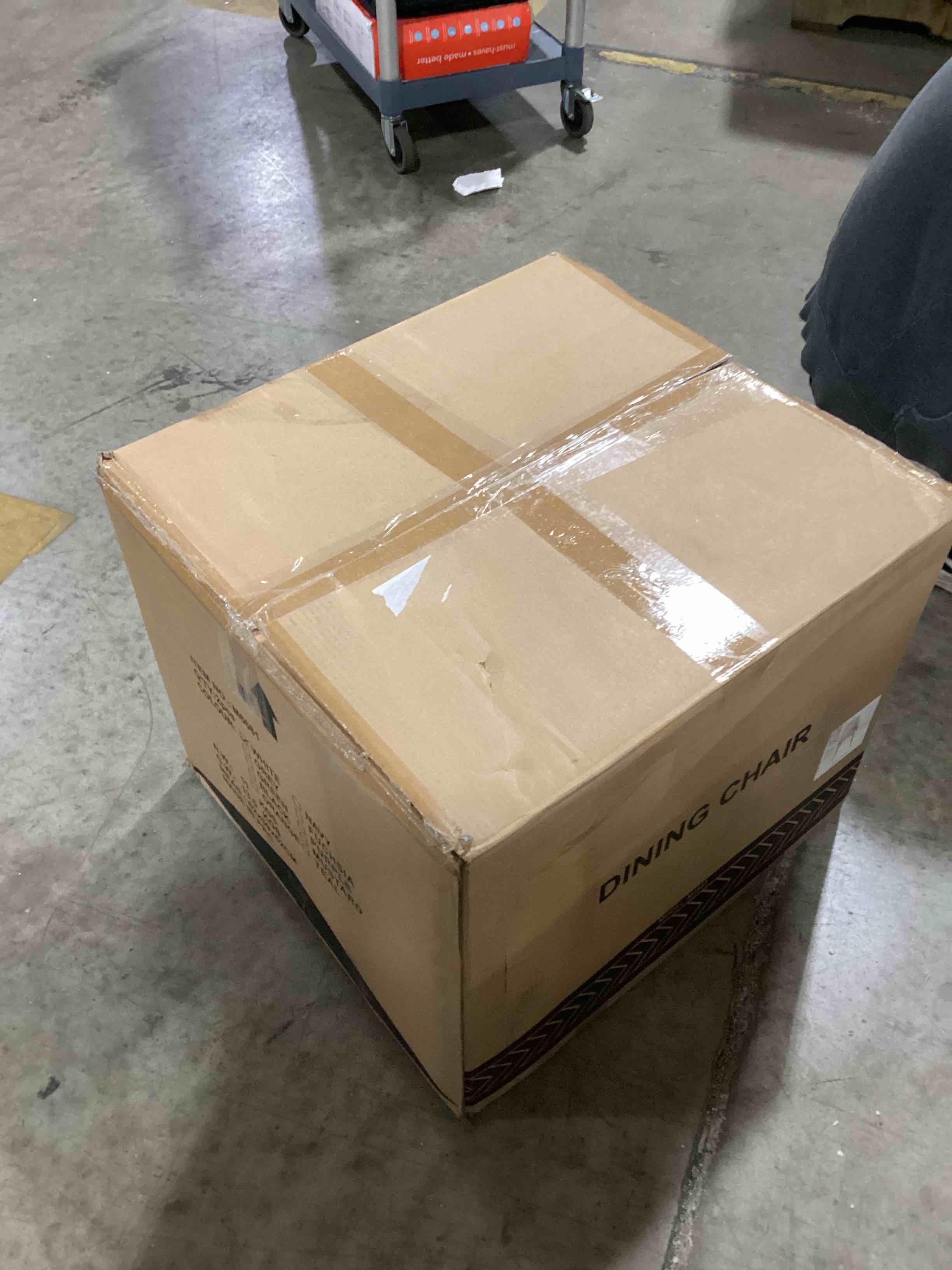 https://s3.amazonaws.com/lotting-images-prod/bidfta/PNK0037509_1733232639106.jpeg