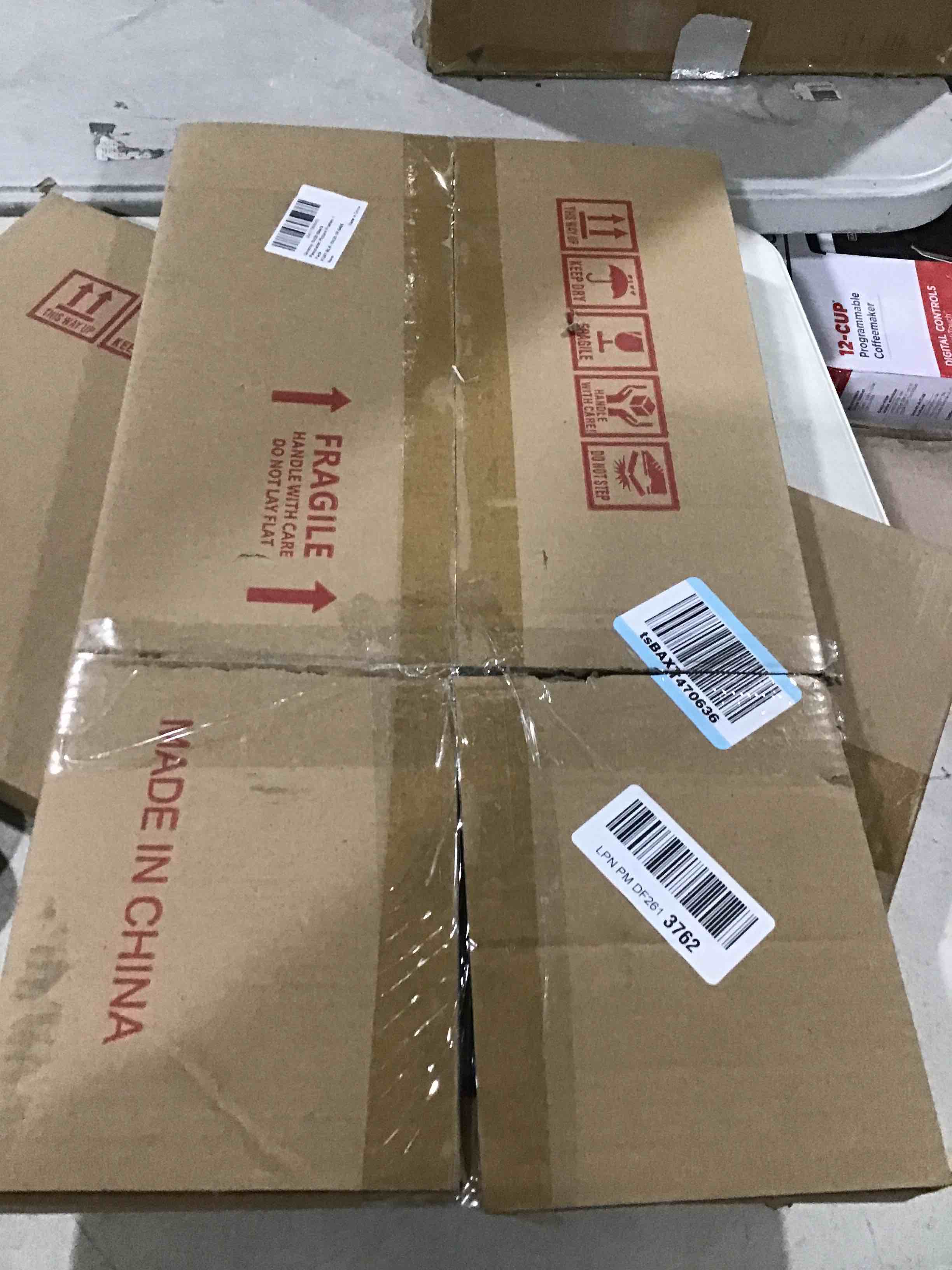 https://s3.amazonaws.com/lotting-images-prod/bidfta/PNK0038144_1733588737214.jpeg
