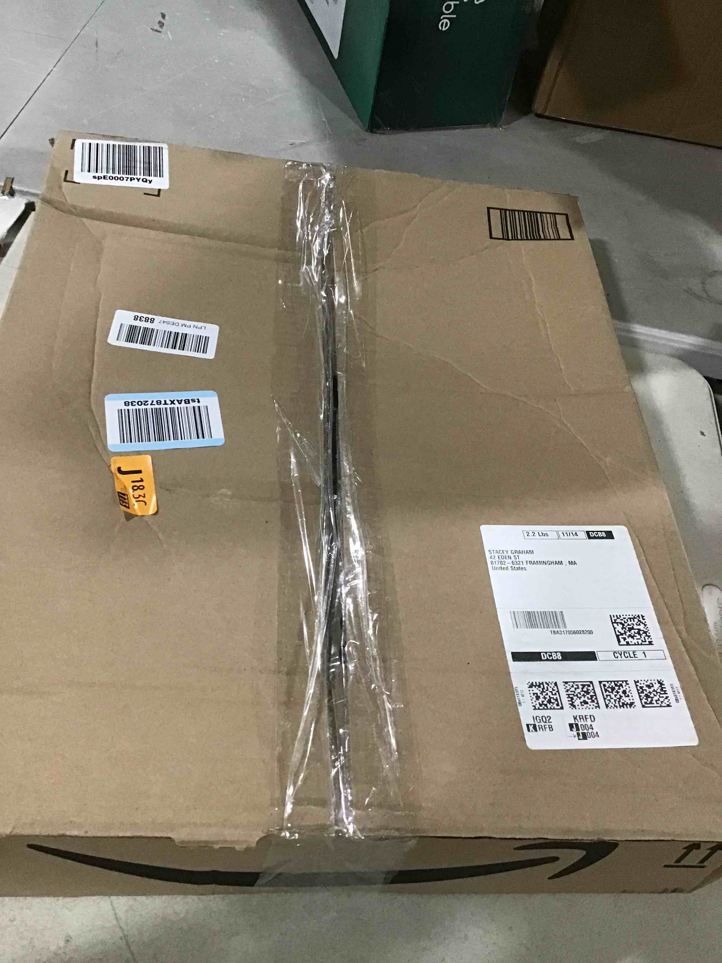 https://s3.amazonaws.com/lotting-images-prod/bidfta/PNK0038175_1733585630973.jpeg