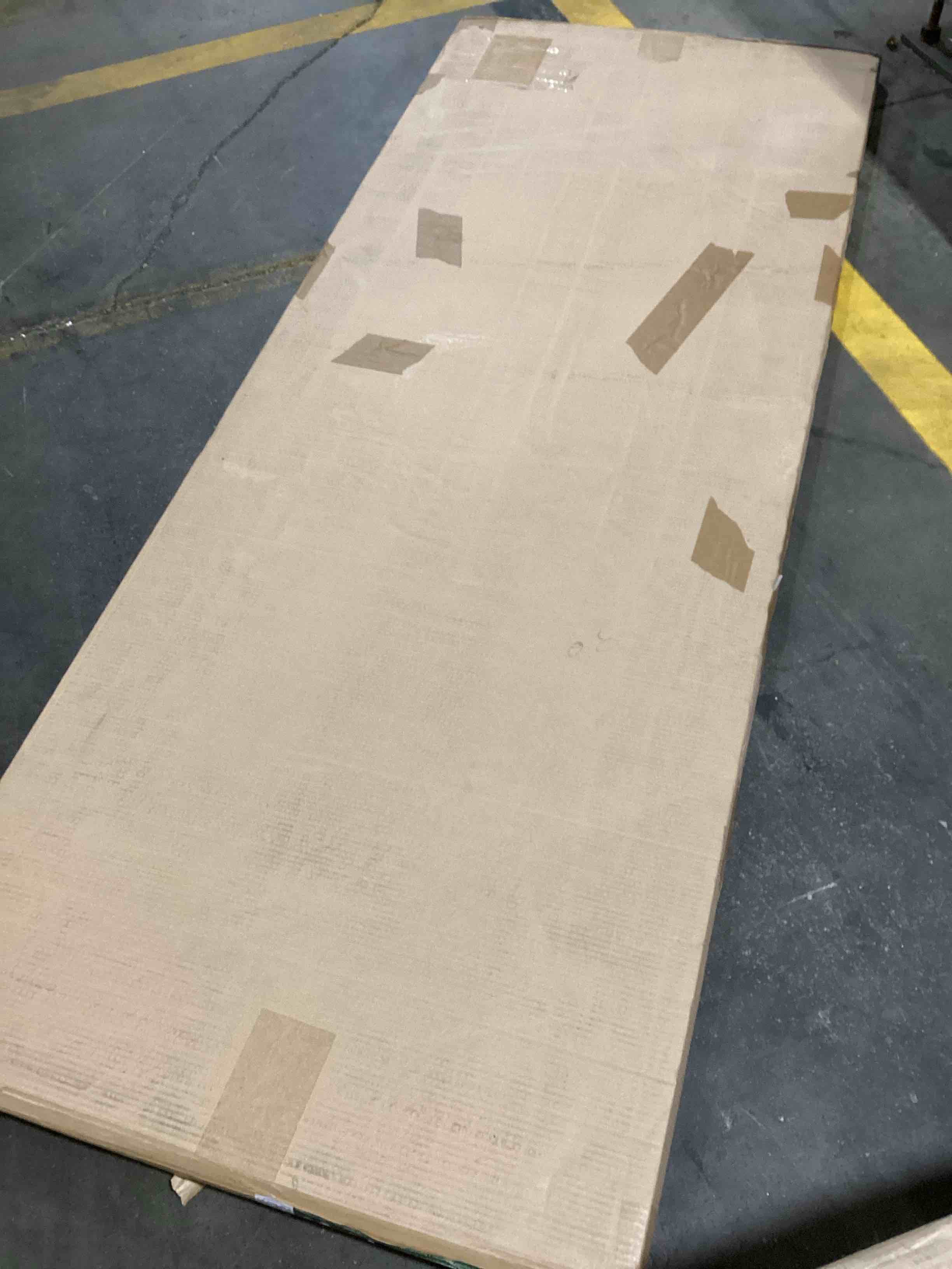 https://s3.amazonaws.com/lotting-images-prod/bidfta/PNK0038566_1732887992740.jpeg