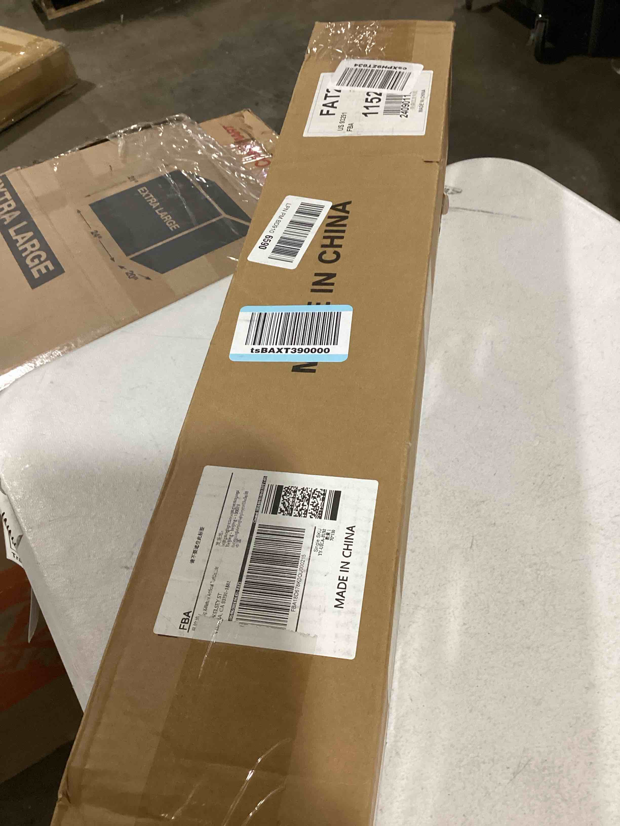 https://s3.amazonaws.com/lotting-images-prod/bidfta/PNK0038898_1732627223908.jpeg