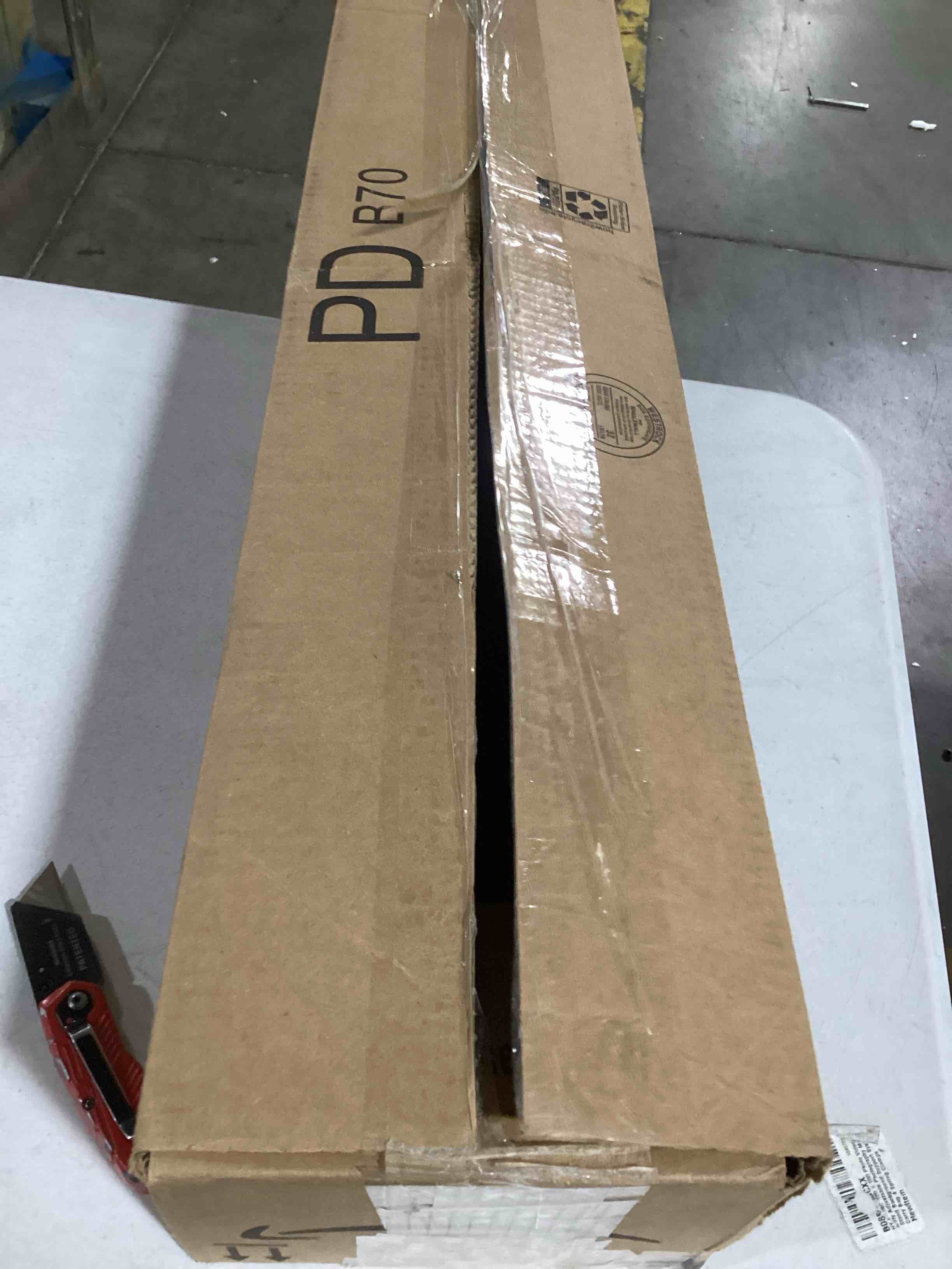 https://s3.amazonaws.com/lotting-images-prod/bidfta/PNK0039287_1732113671307.jpeg