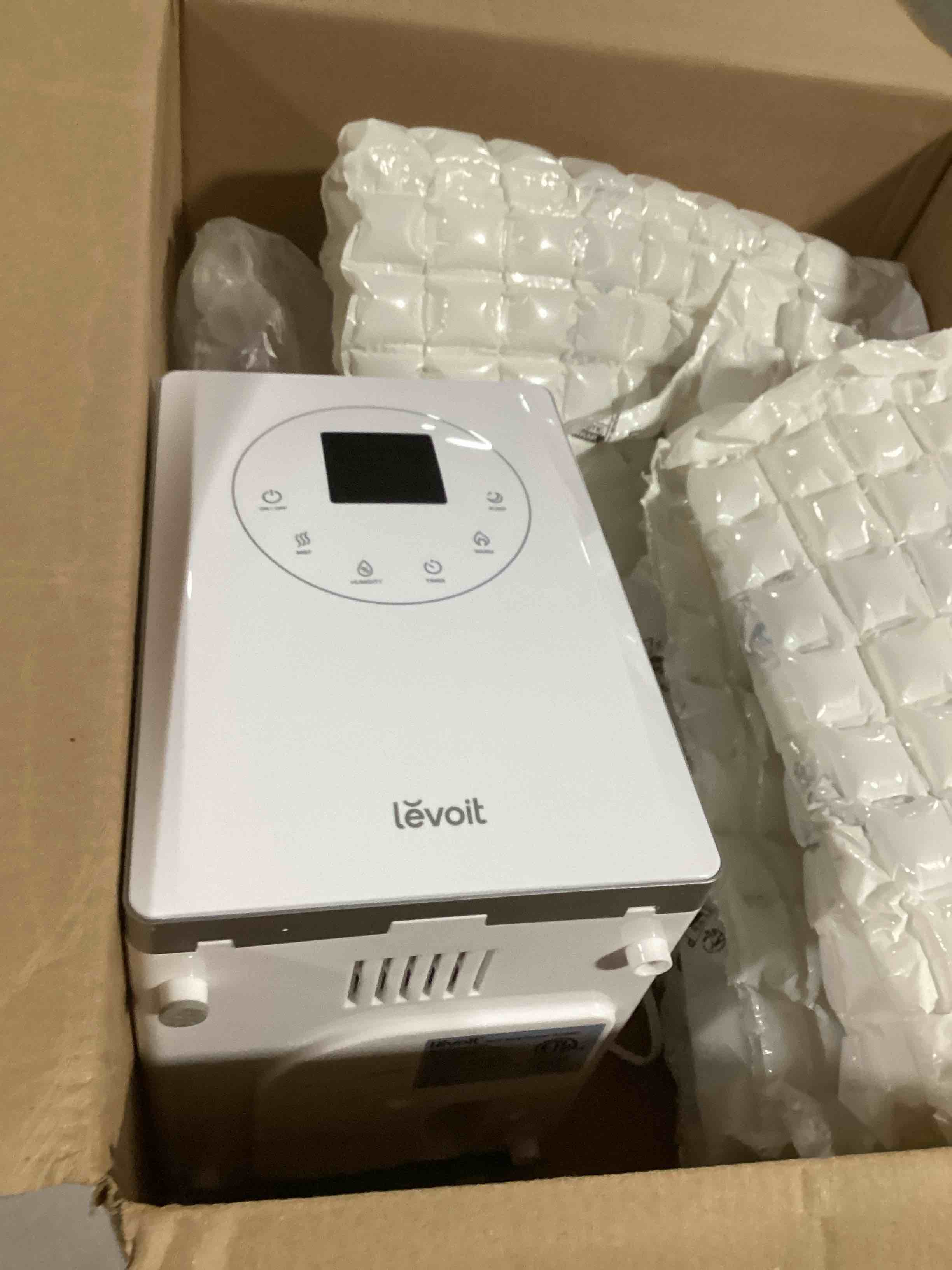 https://s3.amazonaws.com/lotting-images-prod/bidfta/PNK0039618_1731937067230.jpeg