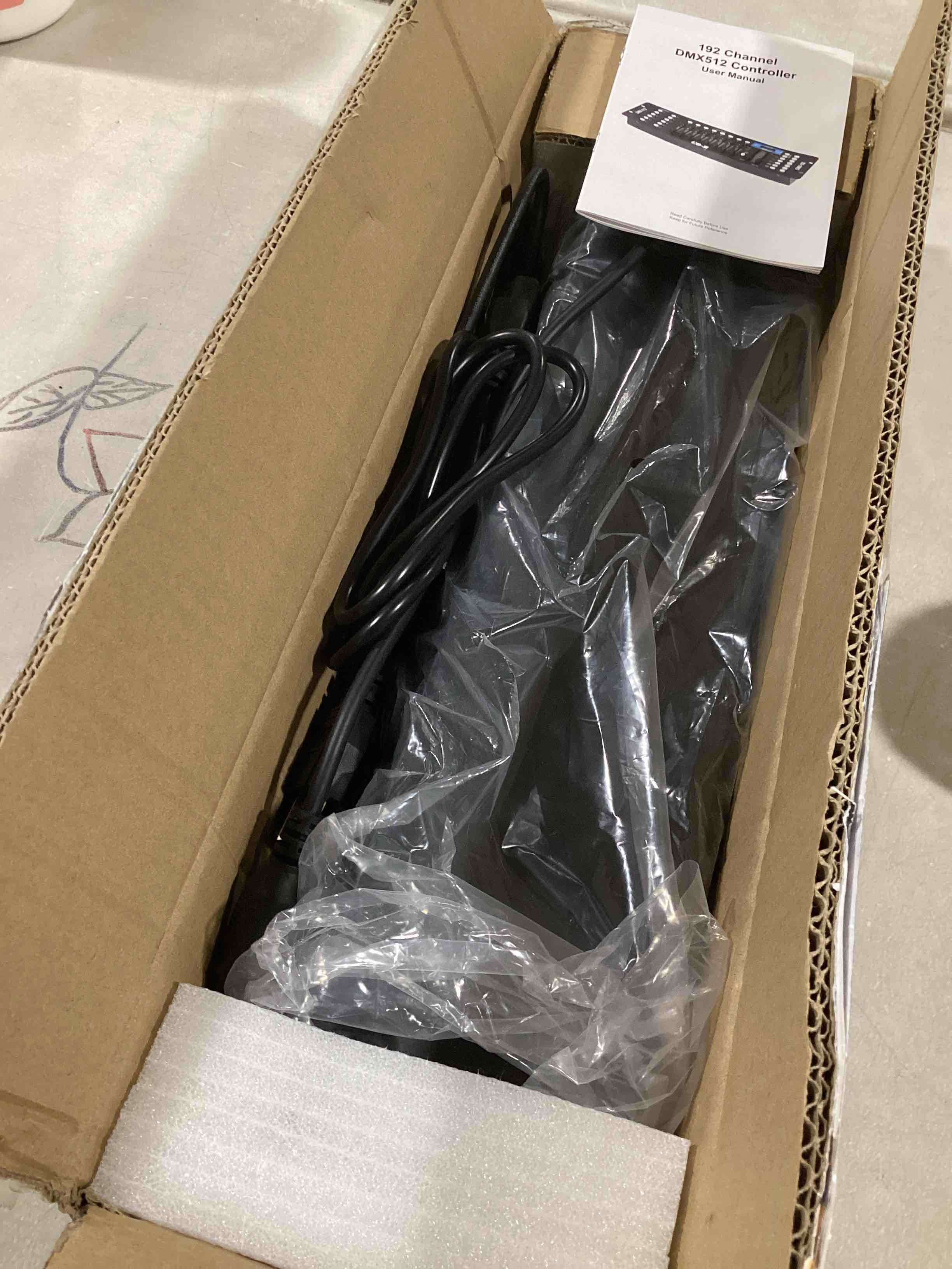 https://s3.amazonaws.com/lotting-images-prod/bidfta/PNK0040802_1733173266043.jpeg