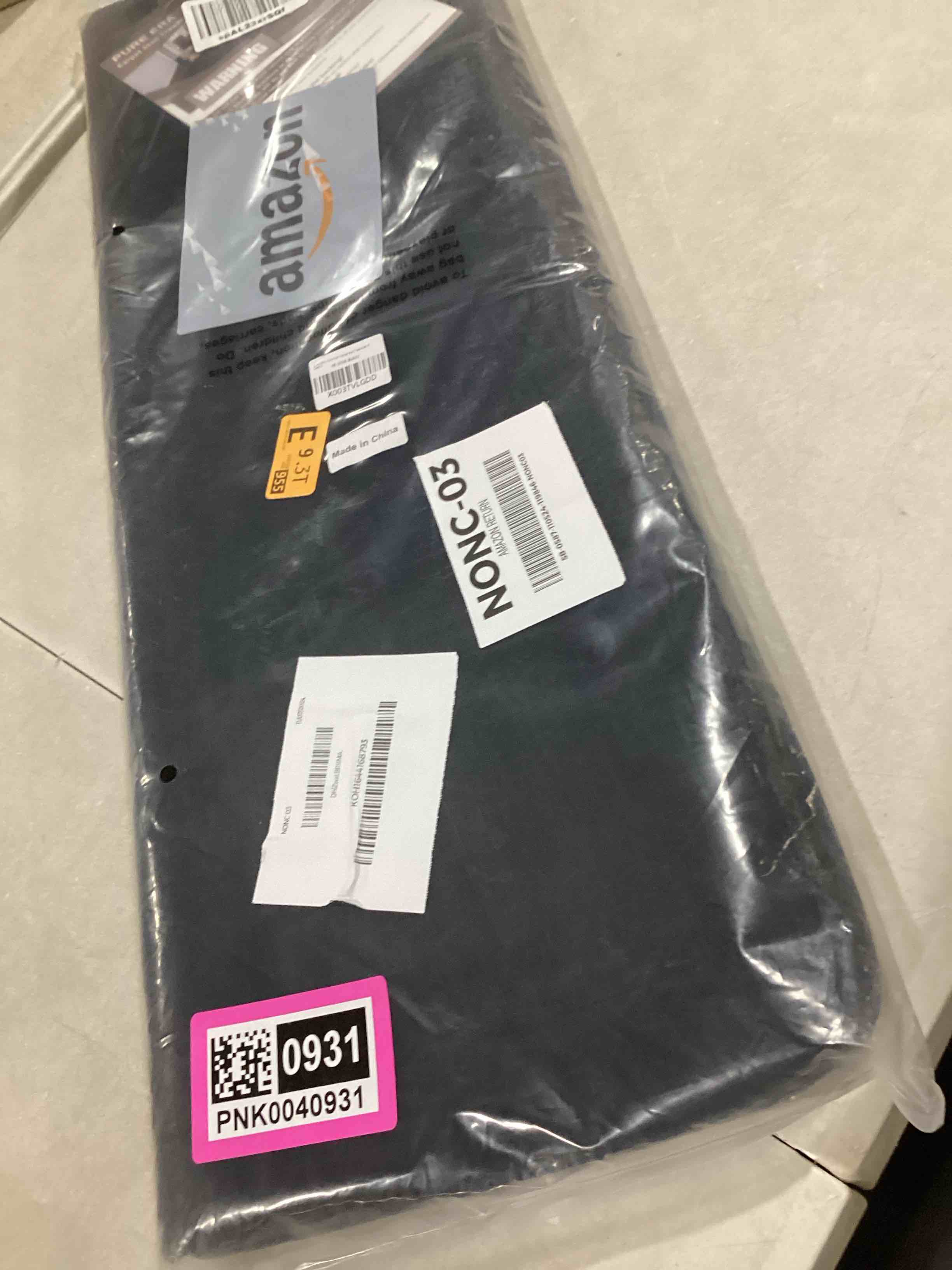 https://s3.amazonaws.com/lotting-images-prod/bidfta/PNK0040931_1732737959259.jpeg