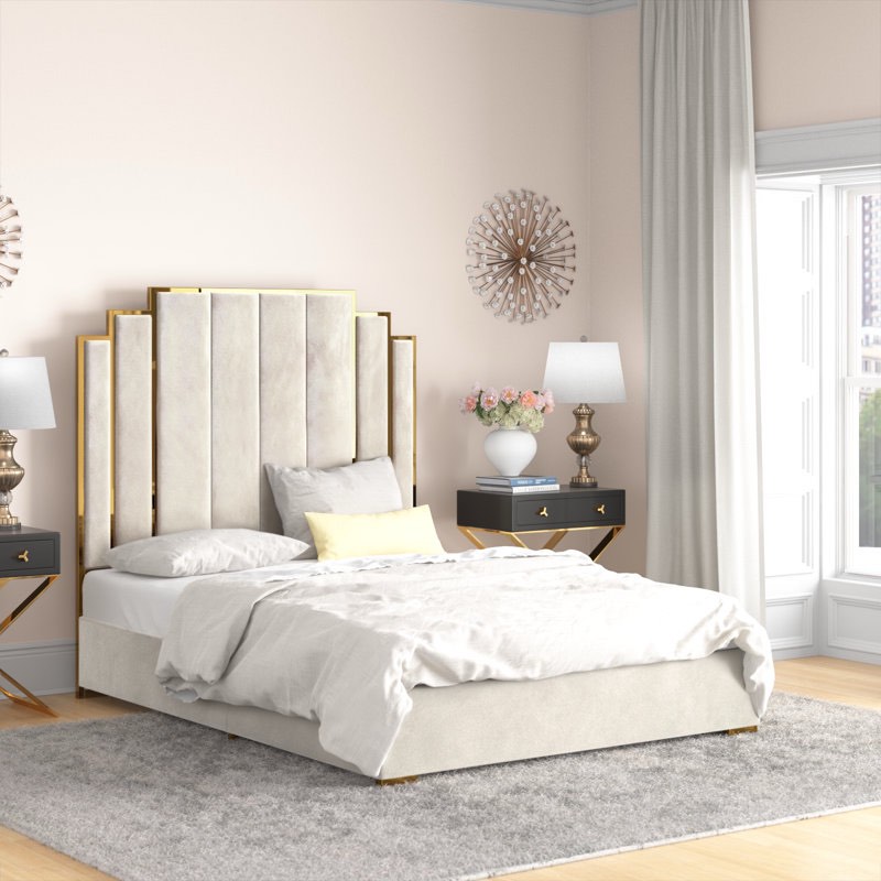 Duncanville Upholstered Platform Bed Queen Size 