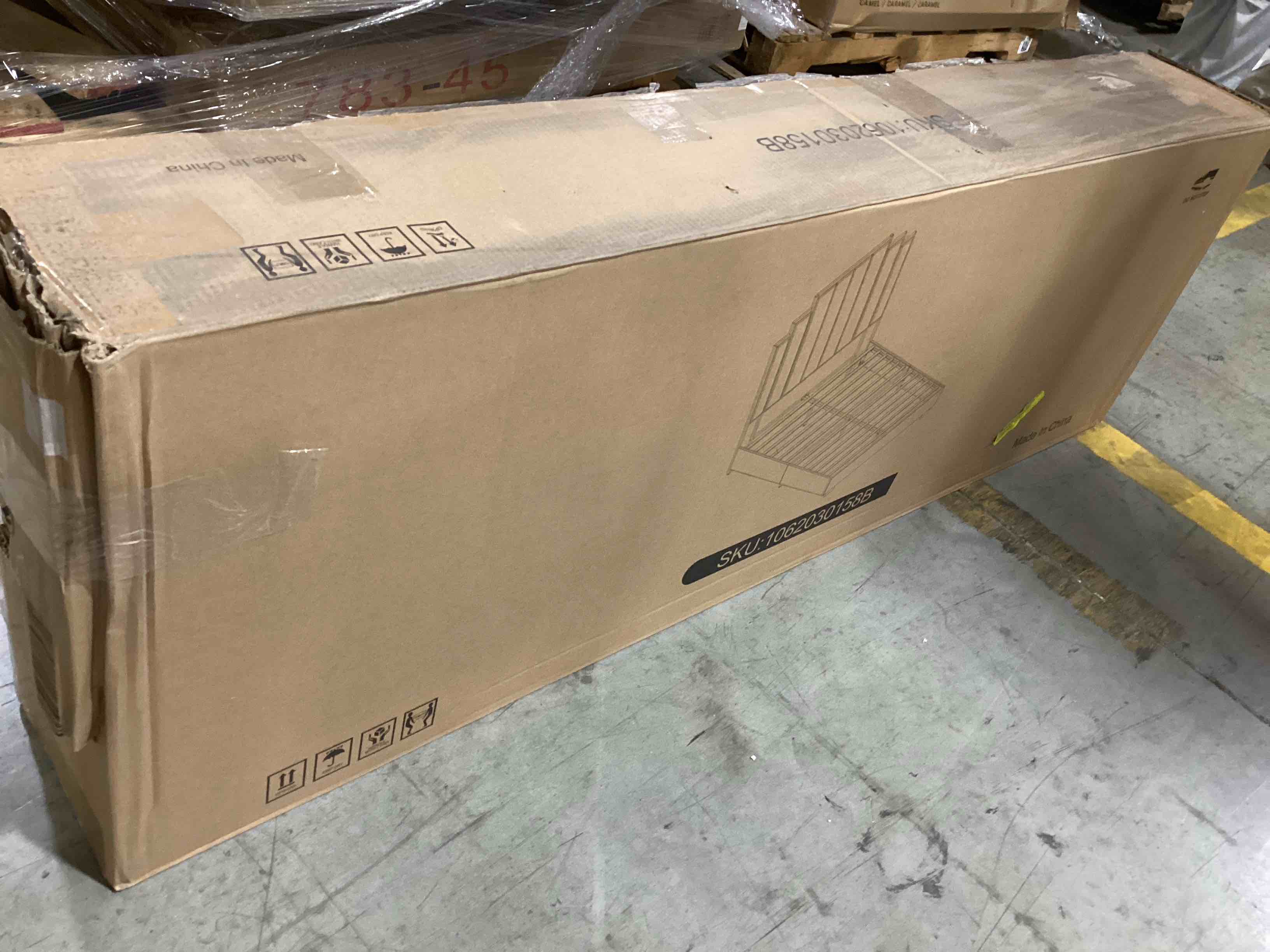 https://s3.amazonaws.com/lotting-images-prod/bidfta/PNK0041087_1732644327057.jpeg