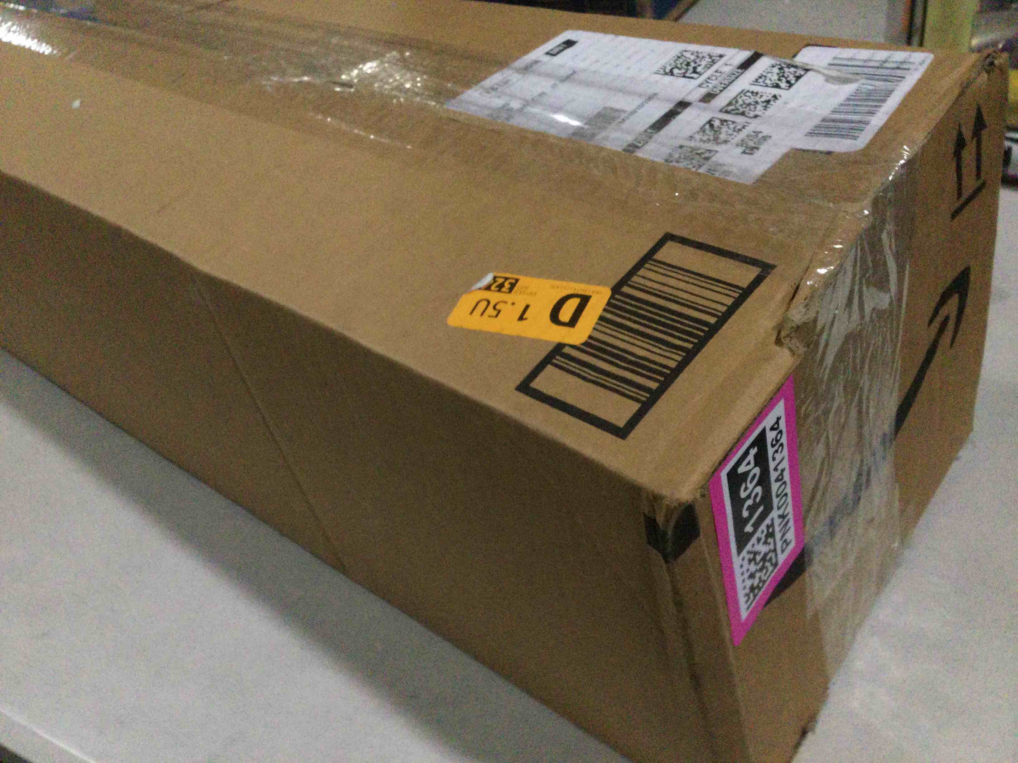 https://s3.amazonaws.com/lotting-images-prod/bidfta/PNK0041364_1732540801997.jpeg