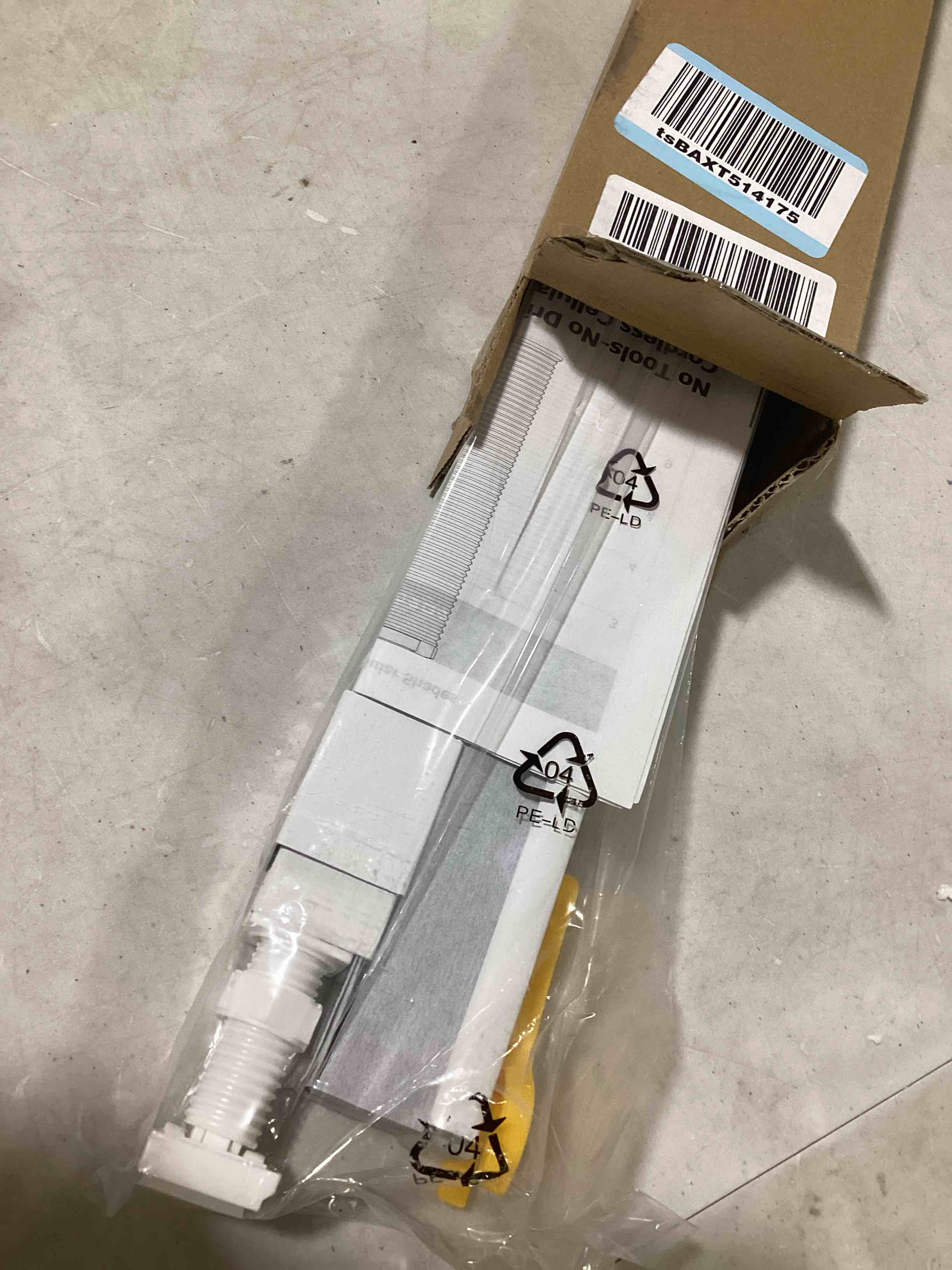 https://s3.amazonaws.com/lotting-images-prod/bidfta/PNK0041932_1731940904930.jpeg