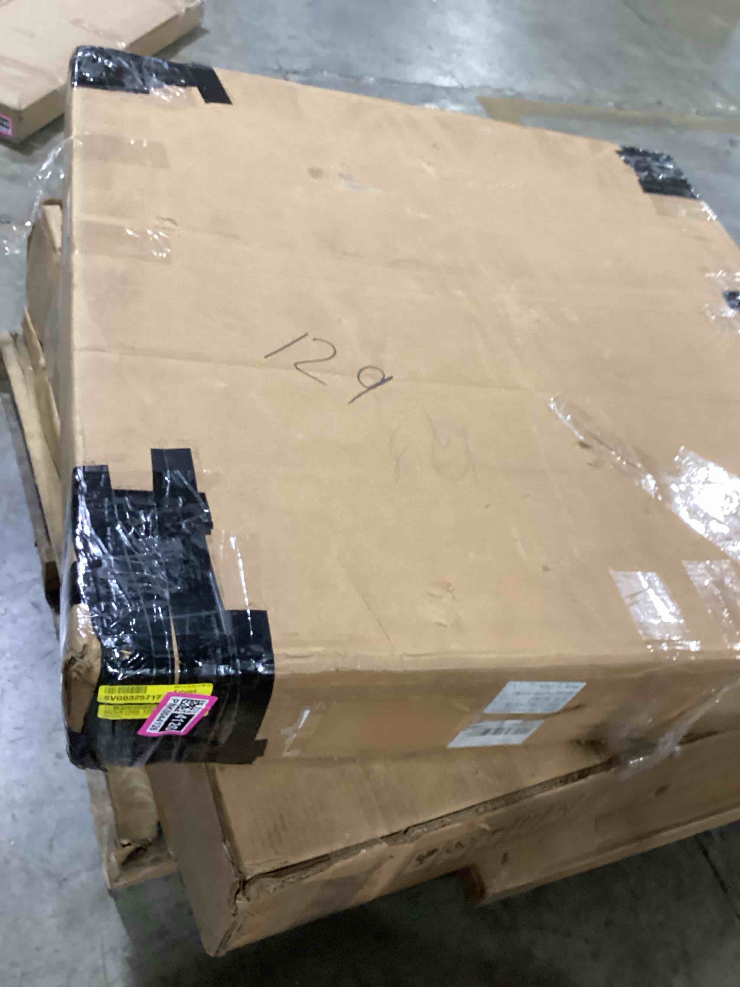 https://s3.amazonaws.com/lotting-images-prod/bidfta/PNK0044126_1735939322215.jpeg