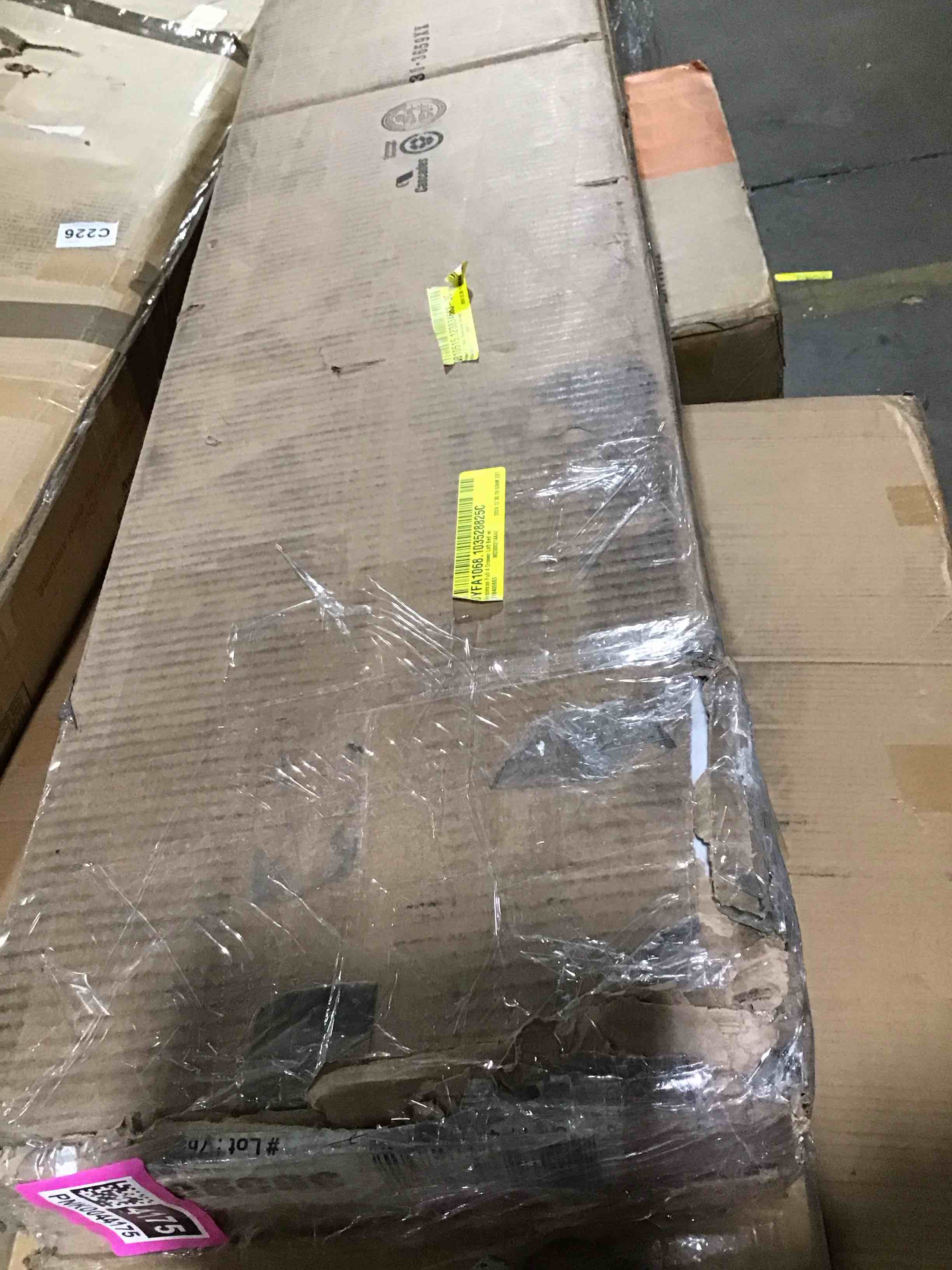 https://s3.amazonaws.com/lotting-images-prod/bidfta/PNK0044175_1735921269952.jpeg