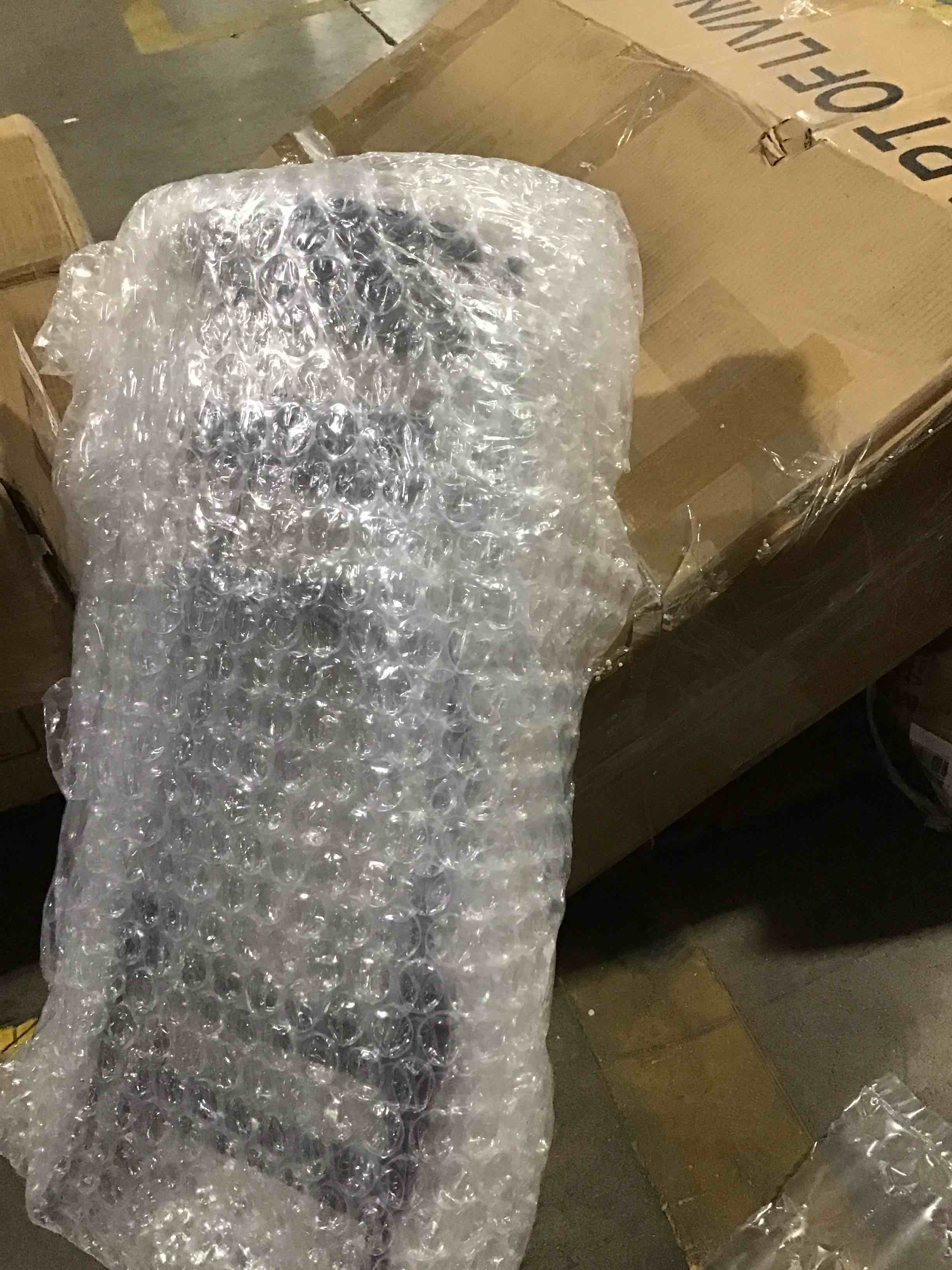 https://s3.amazonaws.com/lotting-images-prod/bidfta/PNK0044250_1735852073004.jpeg
