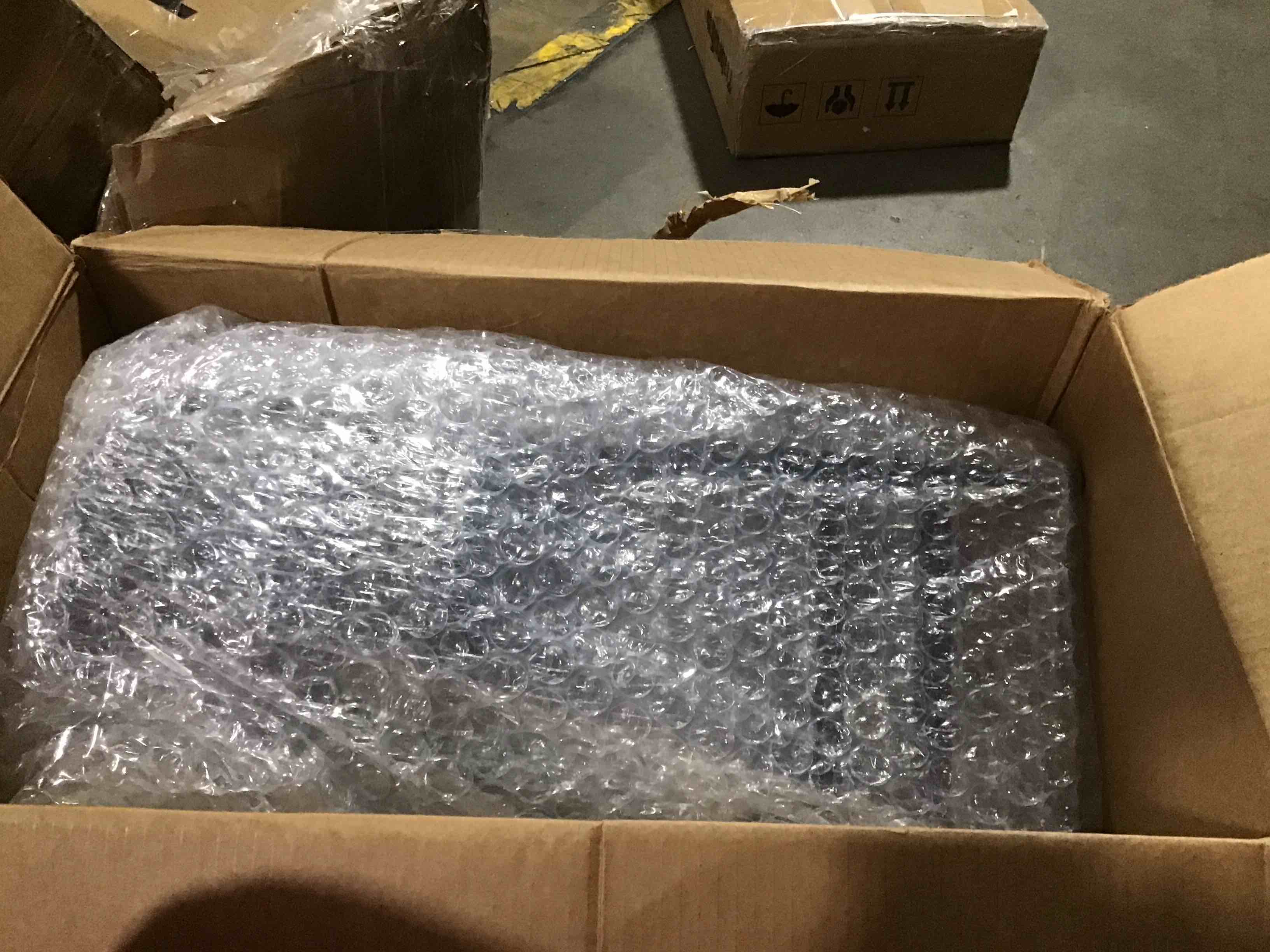 https://s3.amazonaws.com/lotting-images-prod/bidfta/PNK0044250_1735852091040.jpeg