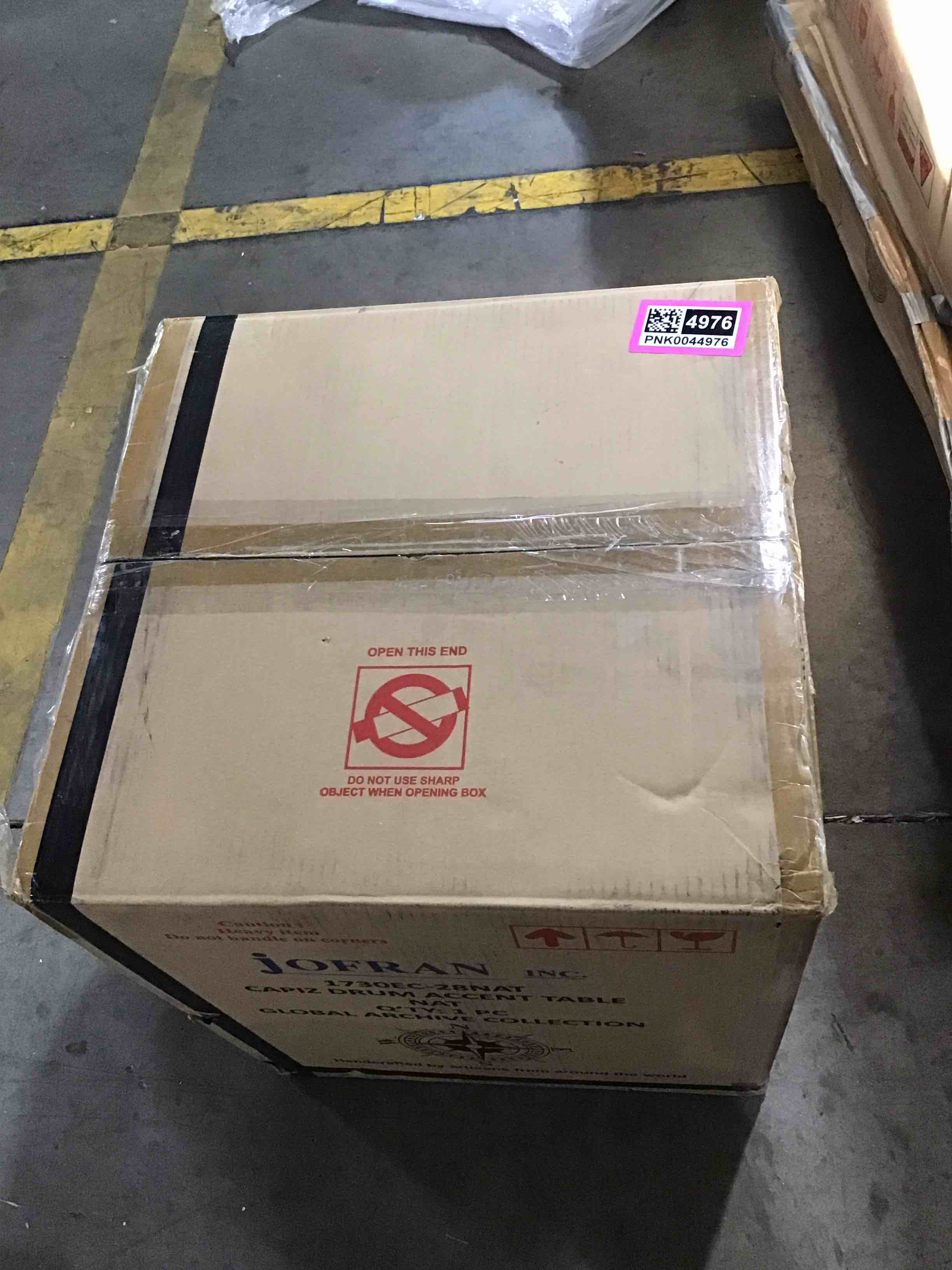 https://s3.amazonaws.com/lotting-images-prod/bidfta/PNK0044976_1734964502648.jpeg