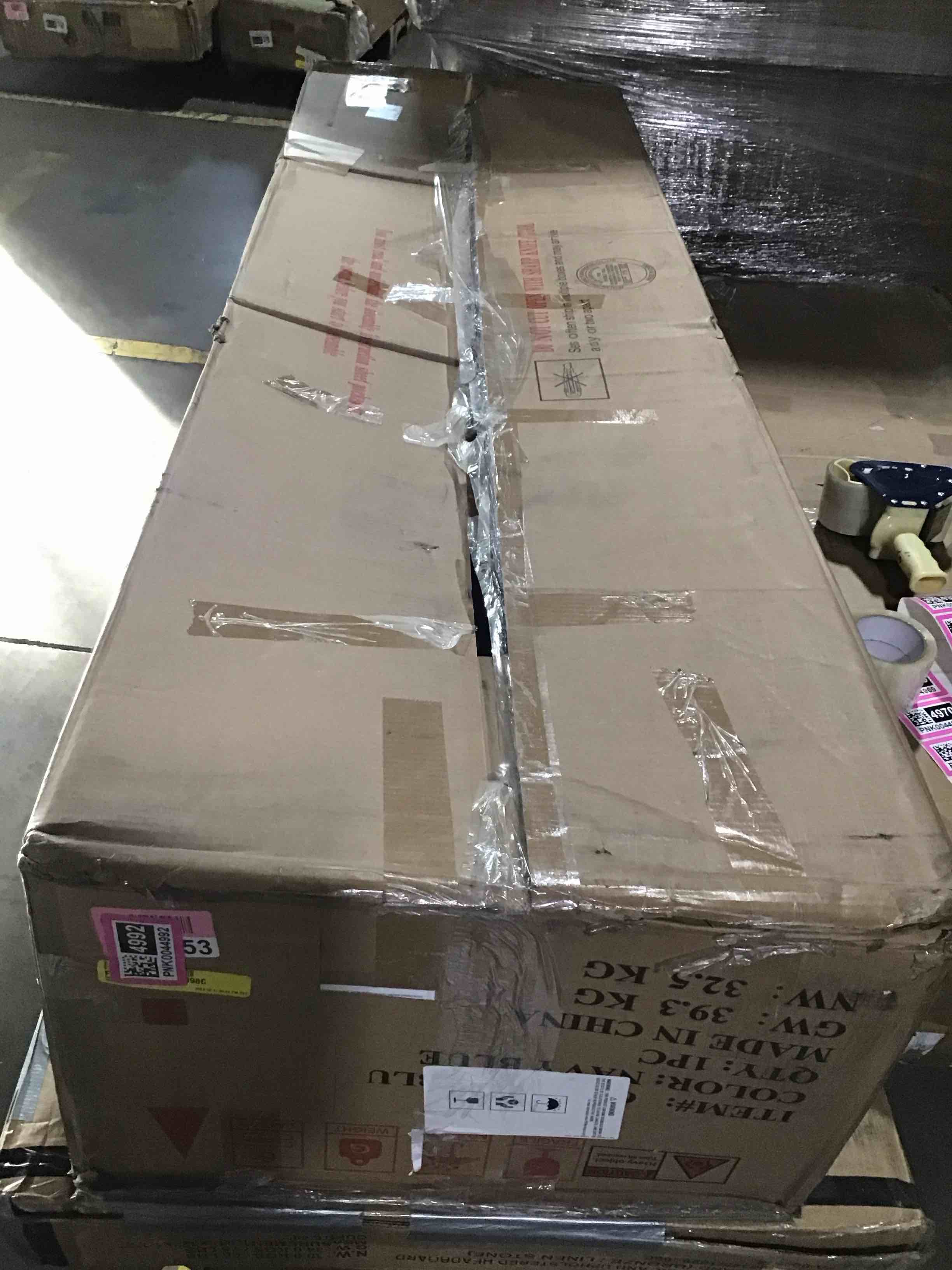 https://s3.amazonaws.com/lotting-images-prod/bidfta/PNK0044992_1734965517409.jpeg