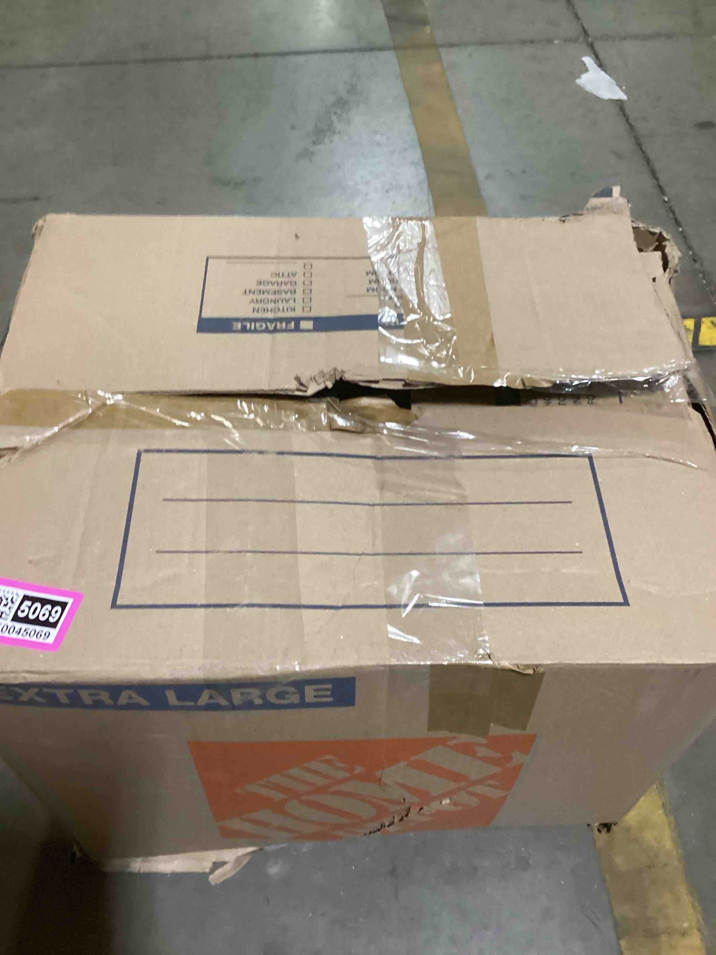 https://s3.amazonaws.com/lotting-images-prod/bidfta/PNK0045069_1734726761131.jpeg