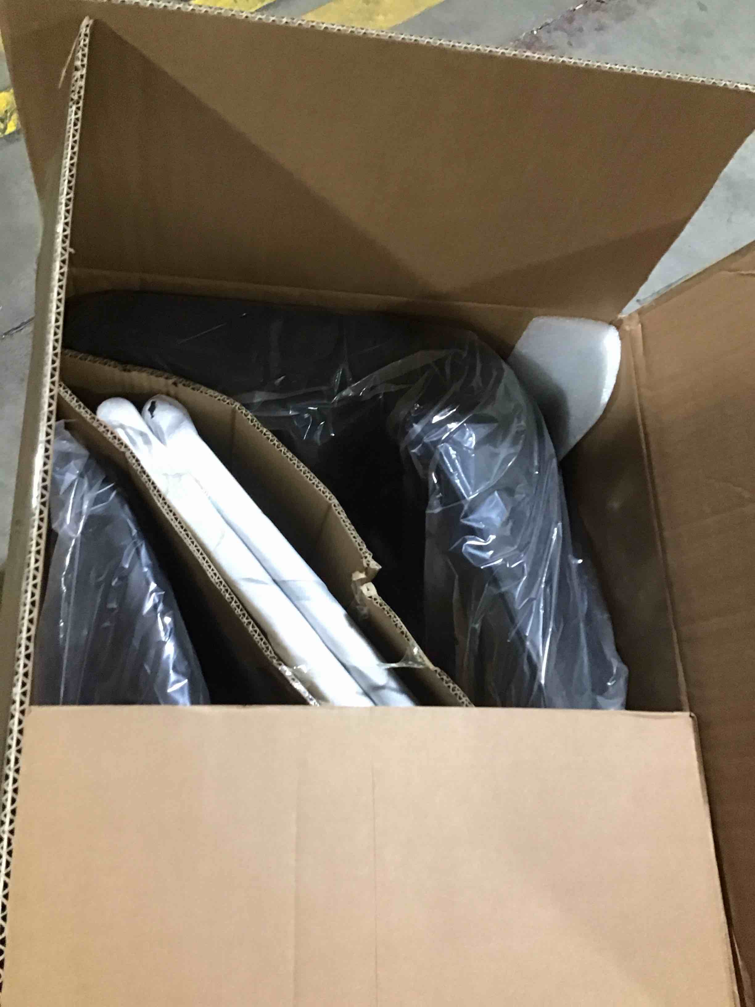 https://s3.amazonaws.com/lotting-images-prod/bidfta/PNK0045235_1734551404227.jpeg