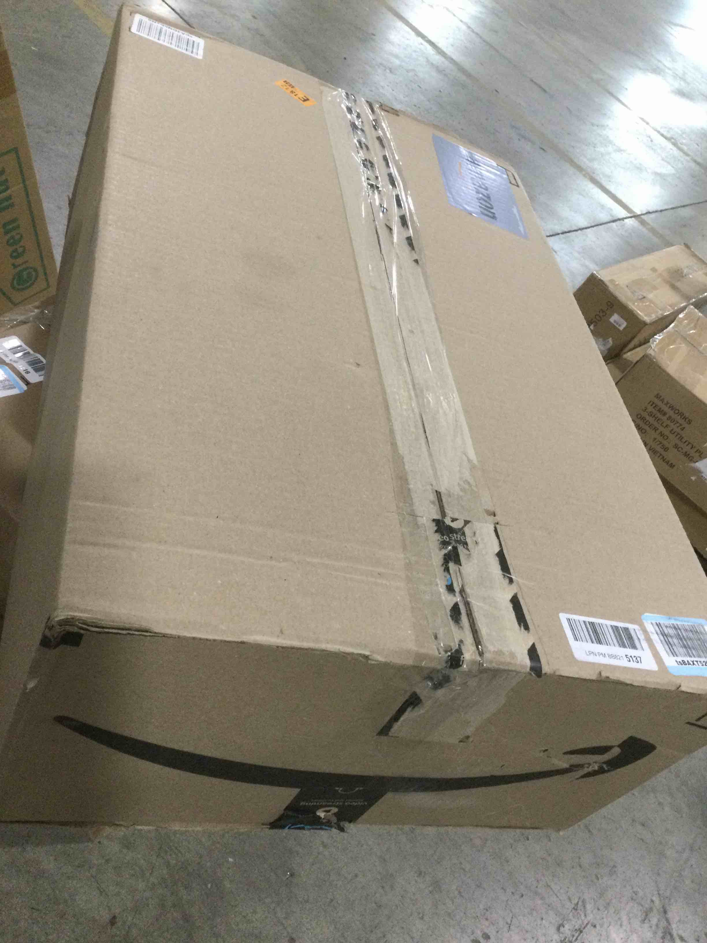 https://s3.amazonaws.com/lotting-images-prod/bidfta/PNK0045621_1734107928503.jpeg