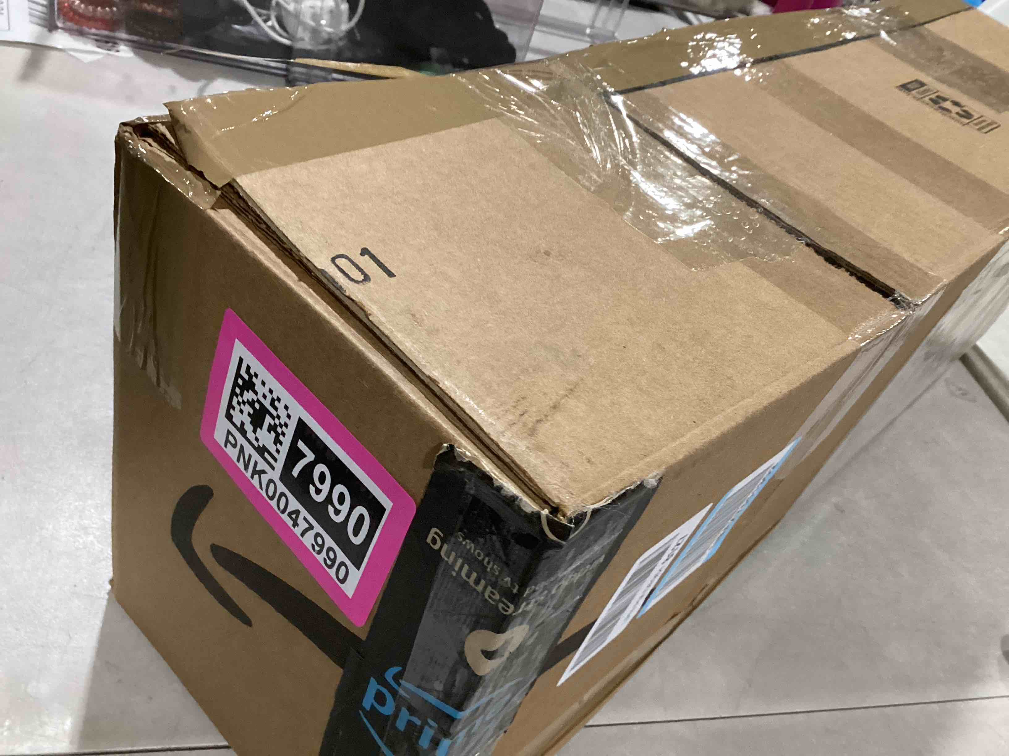 https://s3.amazonaws.com/lotting-images-prod/bidfta/PNK0047990_1734032050689.jpeg