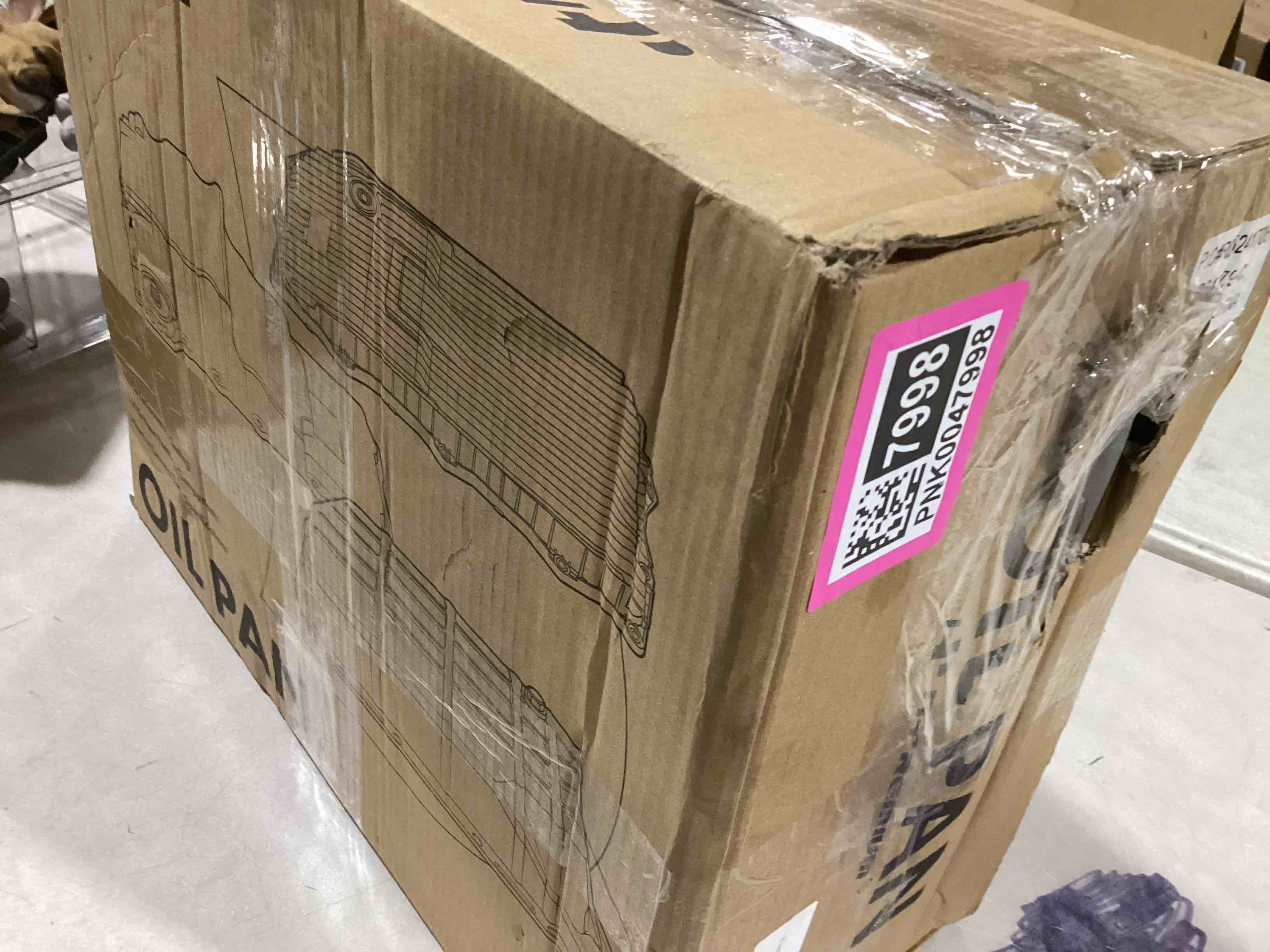https://s3.amazonaws.com/lotting-images-prod/bidfta/PNK0047998_1734031260514.jpeg