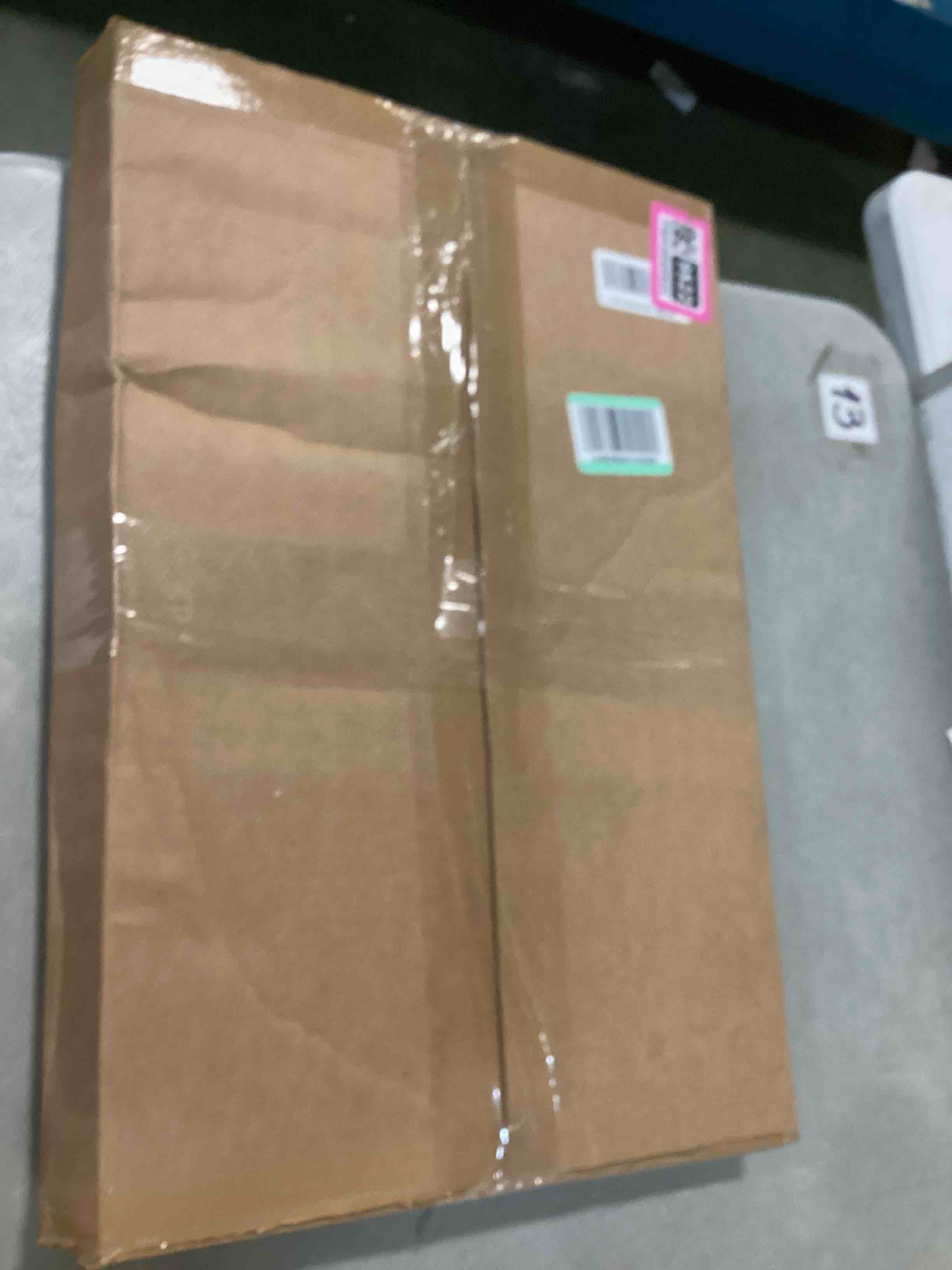 https://s3.amazonaws.com/lotting-images-prod/bidfta/PNK0049522_1723745017618.jpeg