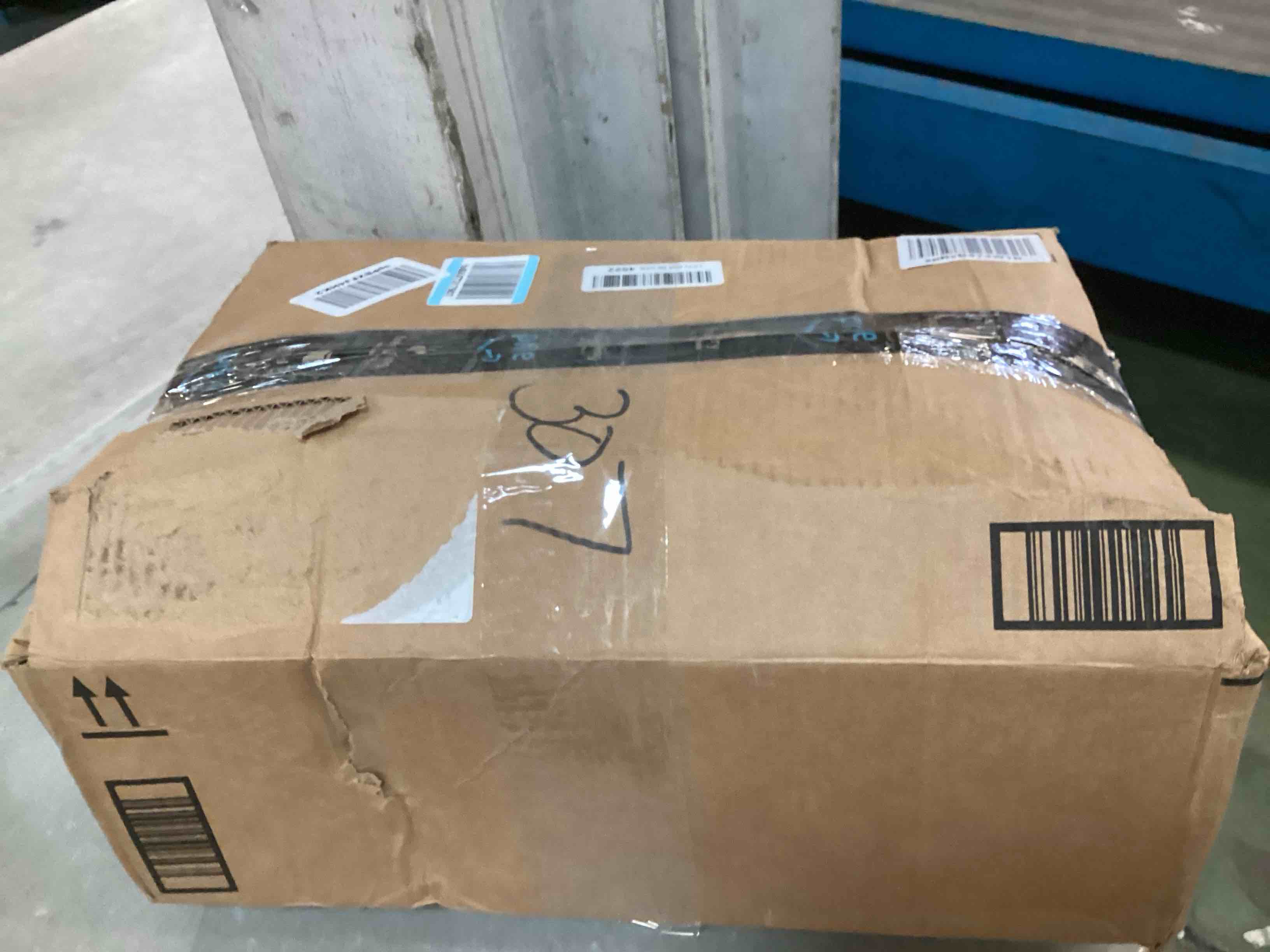 https://s3.amazonaws.com/lotting-images-prod/bidfta/PNK0050759_1724440895875.jpeg