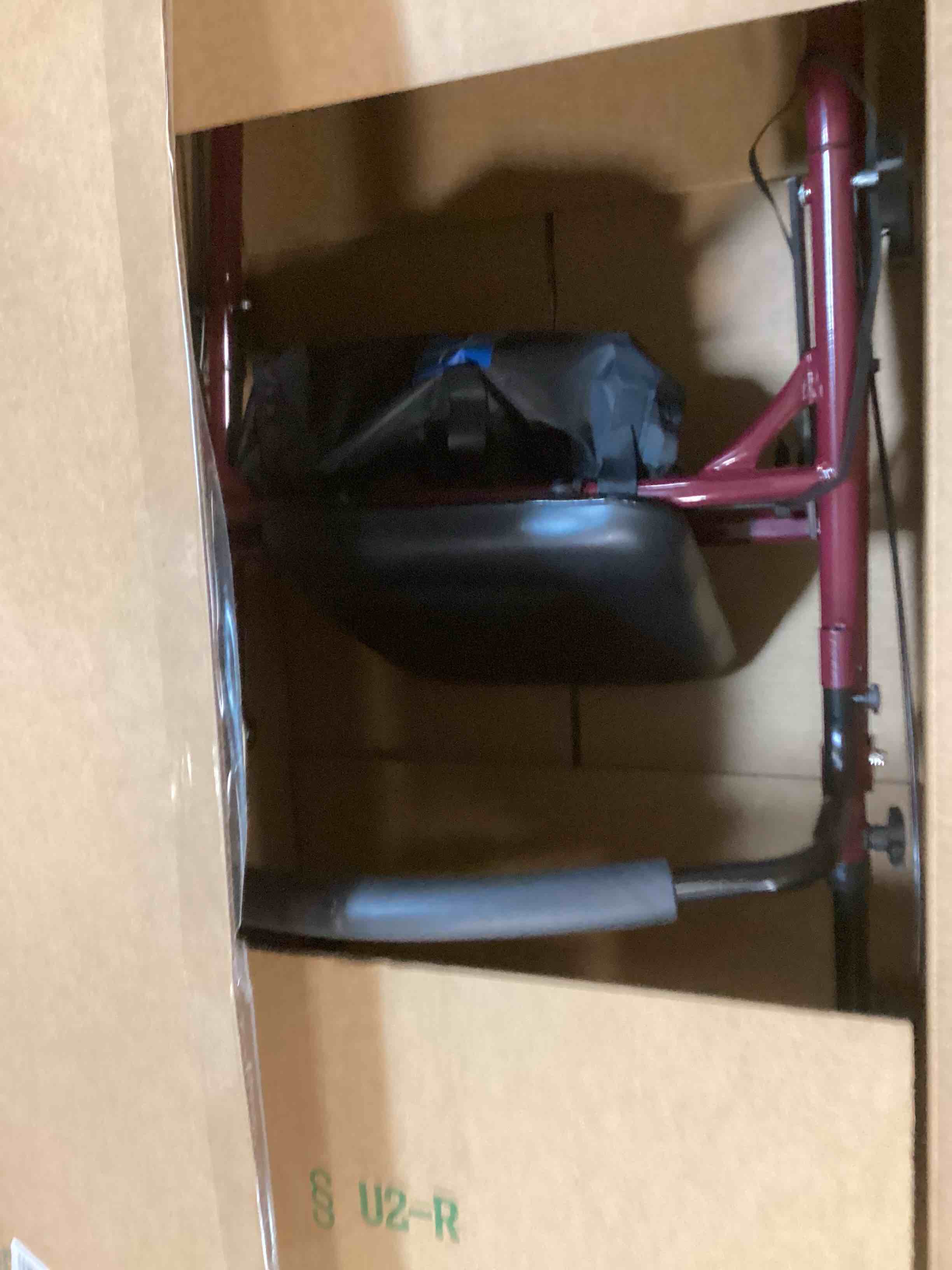 https://s3.amazonaws.com/lotting-images-prod/bidfta/PNK0050863_1724424173423.jpeg