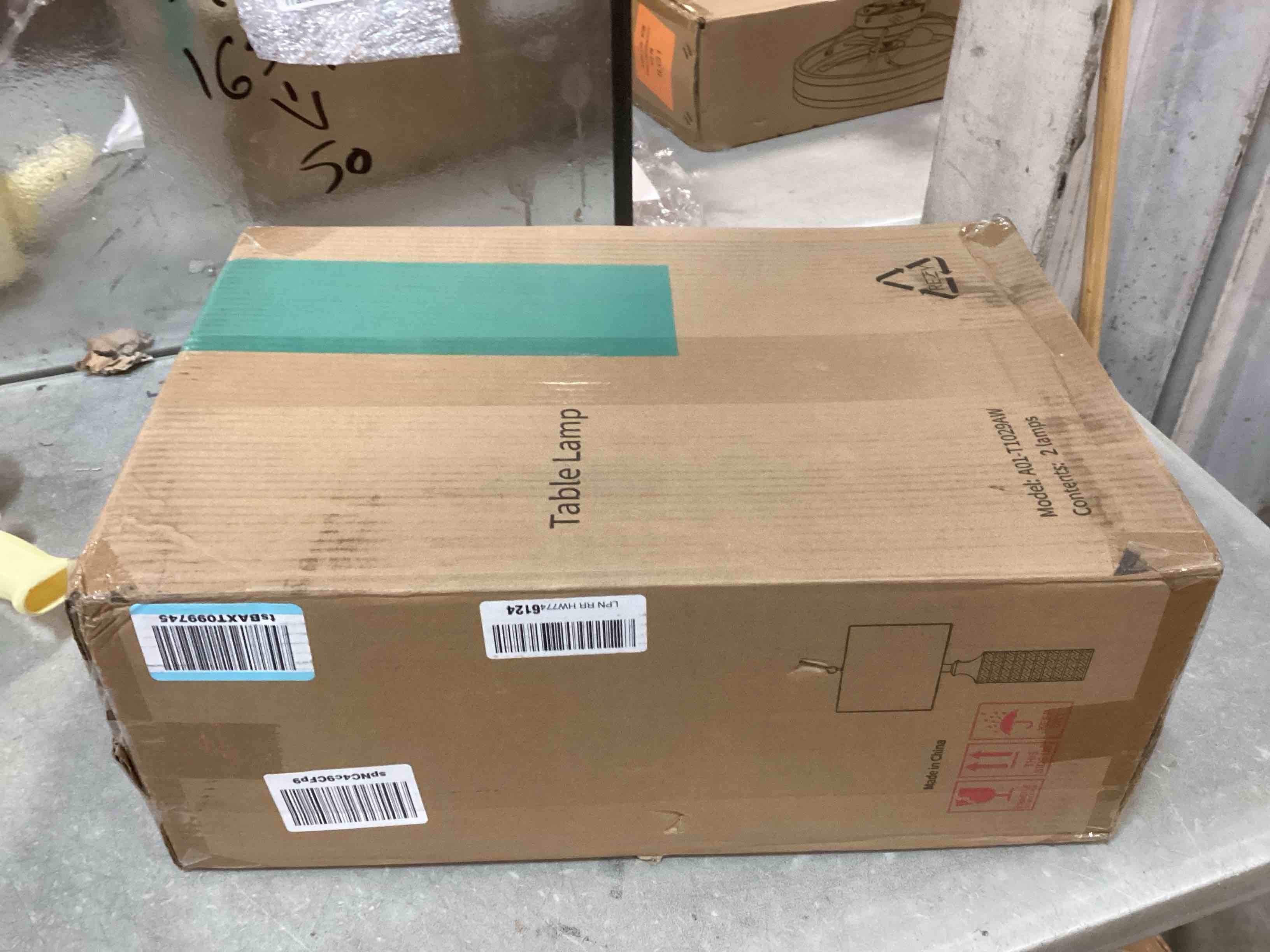 https://s3.amazonaws.com/lotting-images-prod/bidfta/PNK0051199_1724294869613.jpeg