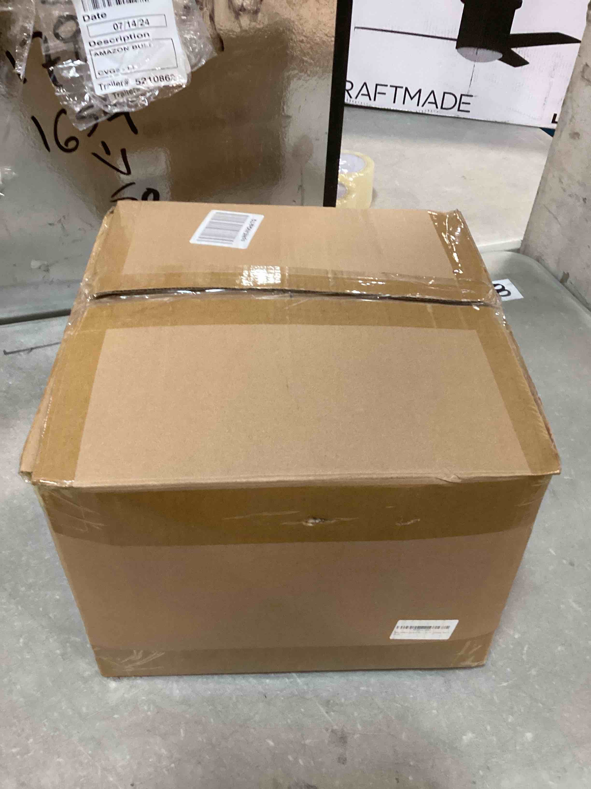 https://s3.amazonaws.com/lotting-images-prod/bidfta/PNK0051243_1724287618506.jpeg