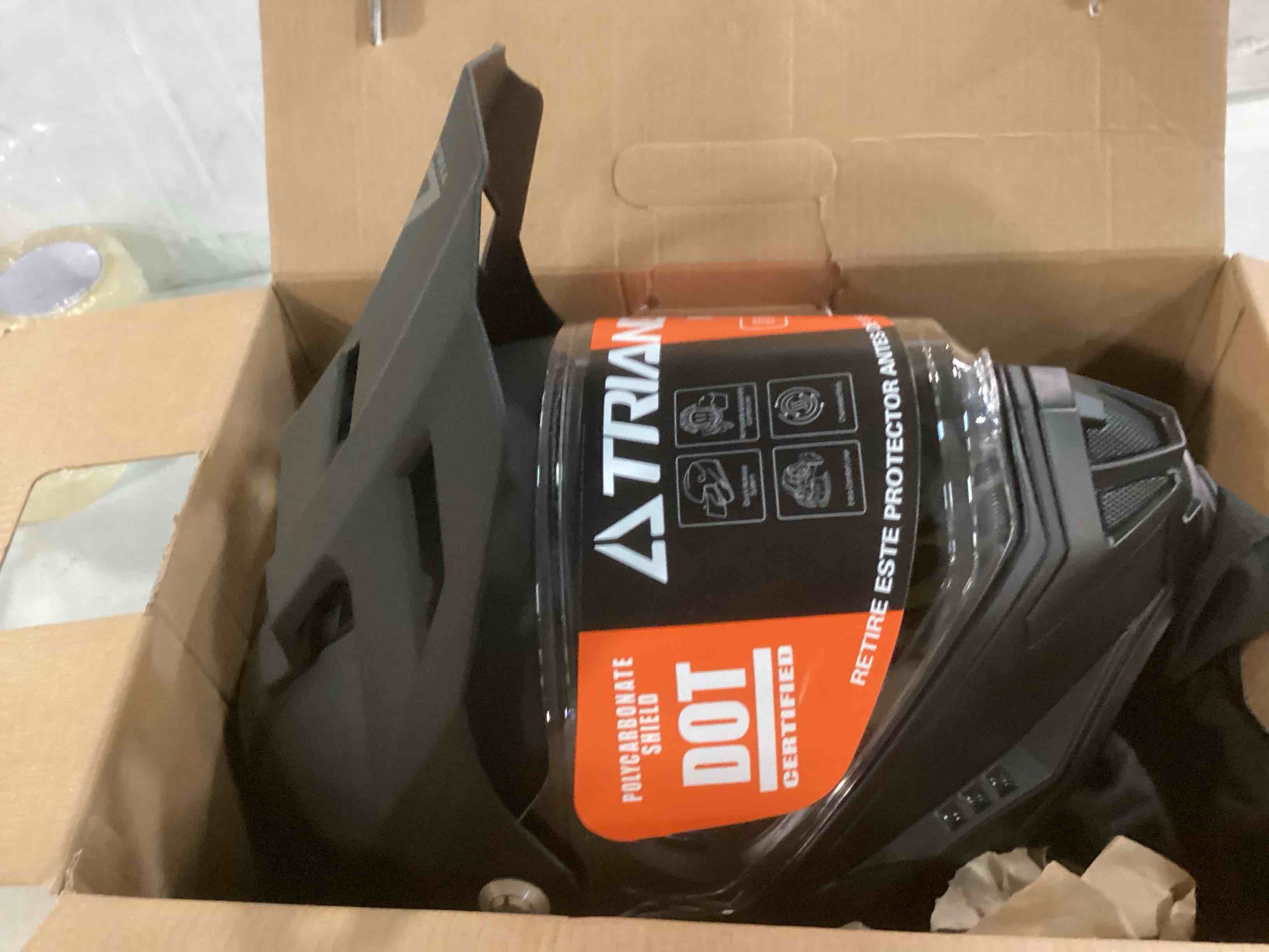 https://s3.amazonaws.com/lotting-images-prod/bidfta/PNK0051592_1724125157914.jpeg
