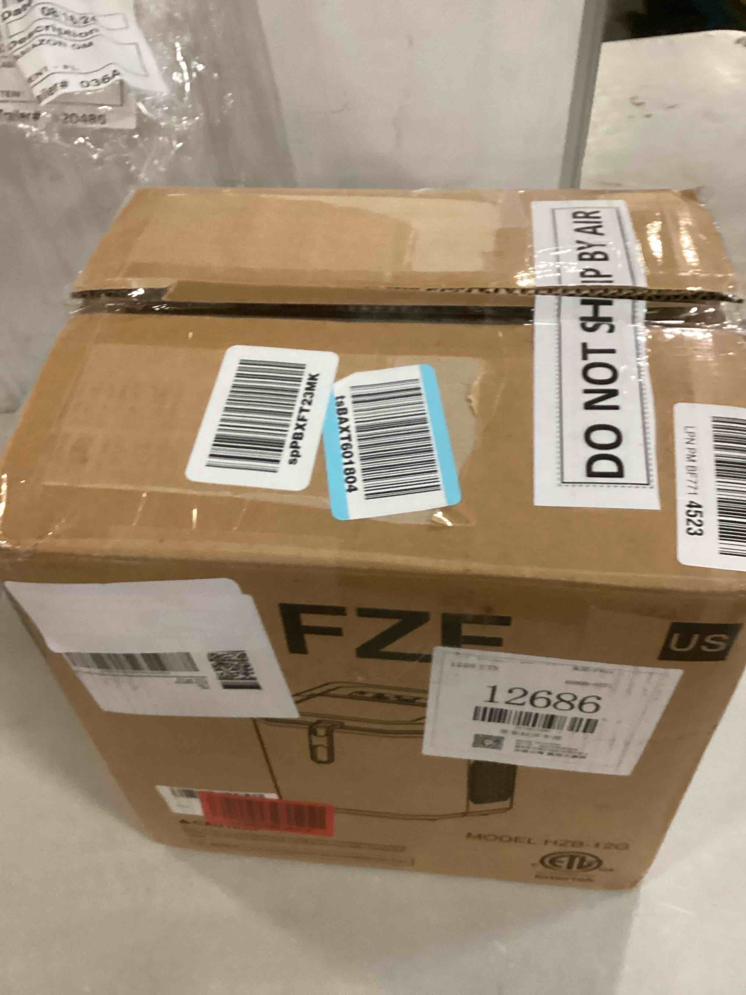 https://s3.amazonaws.com/lotting-images-prod/bidfta/PNK0051610_1724122141725.jpeg