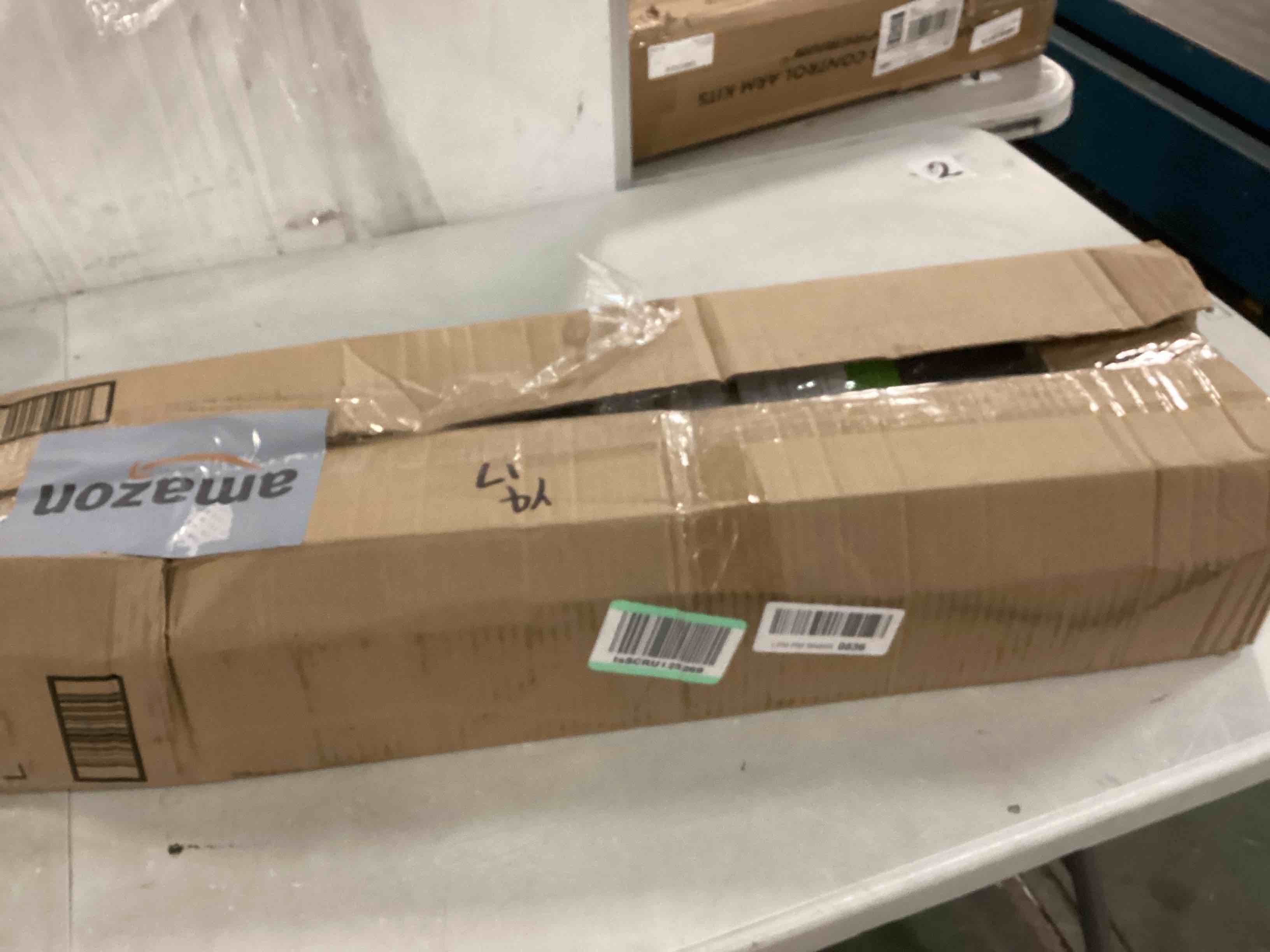 https://s3.amazonaws.com/lotting-images-prod/bidfta/PNK0051793_1723866117199.jpeg