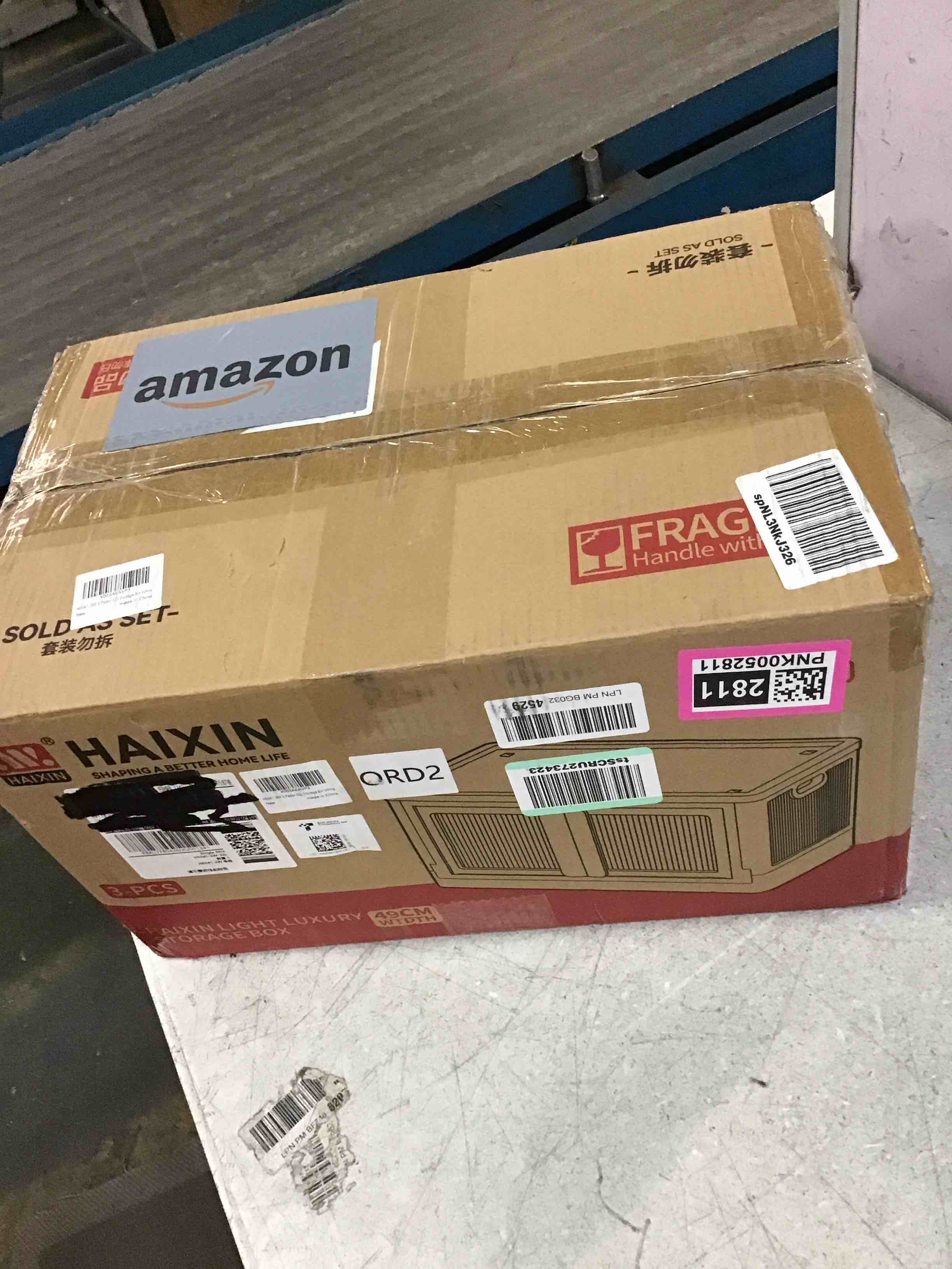https://s3.amazonaws.com/lotting-images-prod/bidfta/PNK0052811_1725369020663.jpeg
