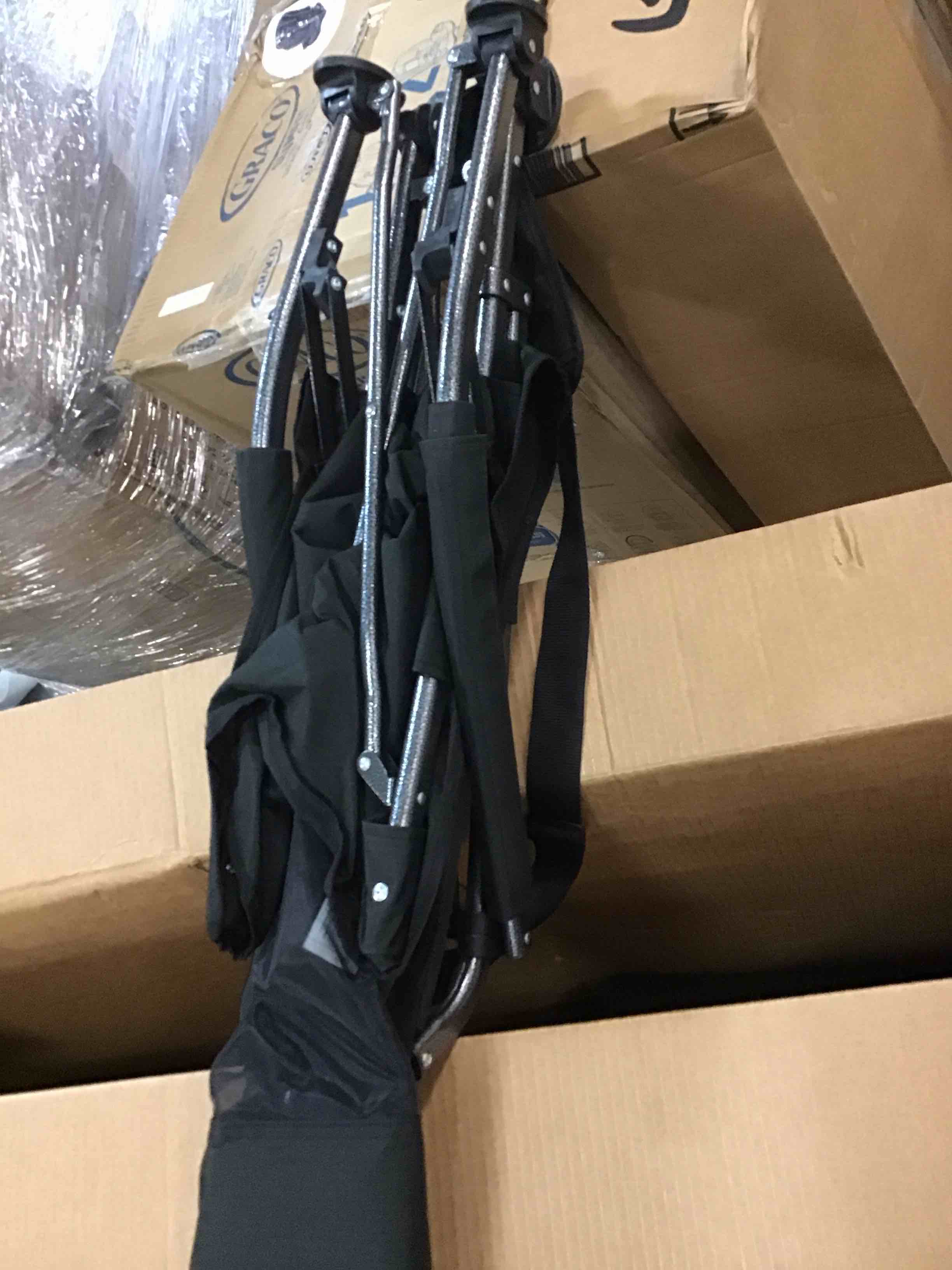 https://s3.amazonaws.com/lotting-images-prod/bidfta/PNK0052903_1725114228183.jpeg