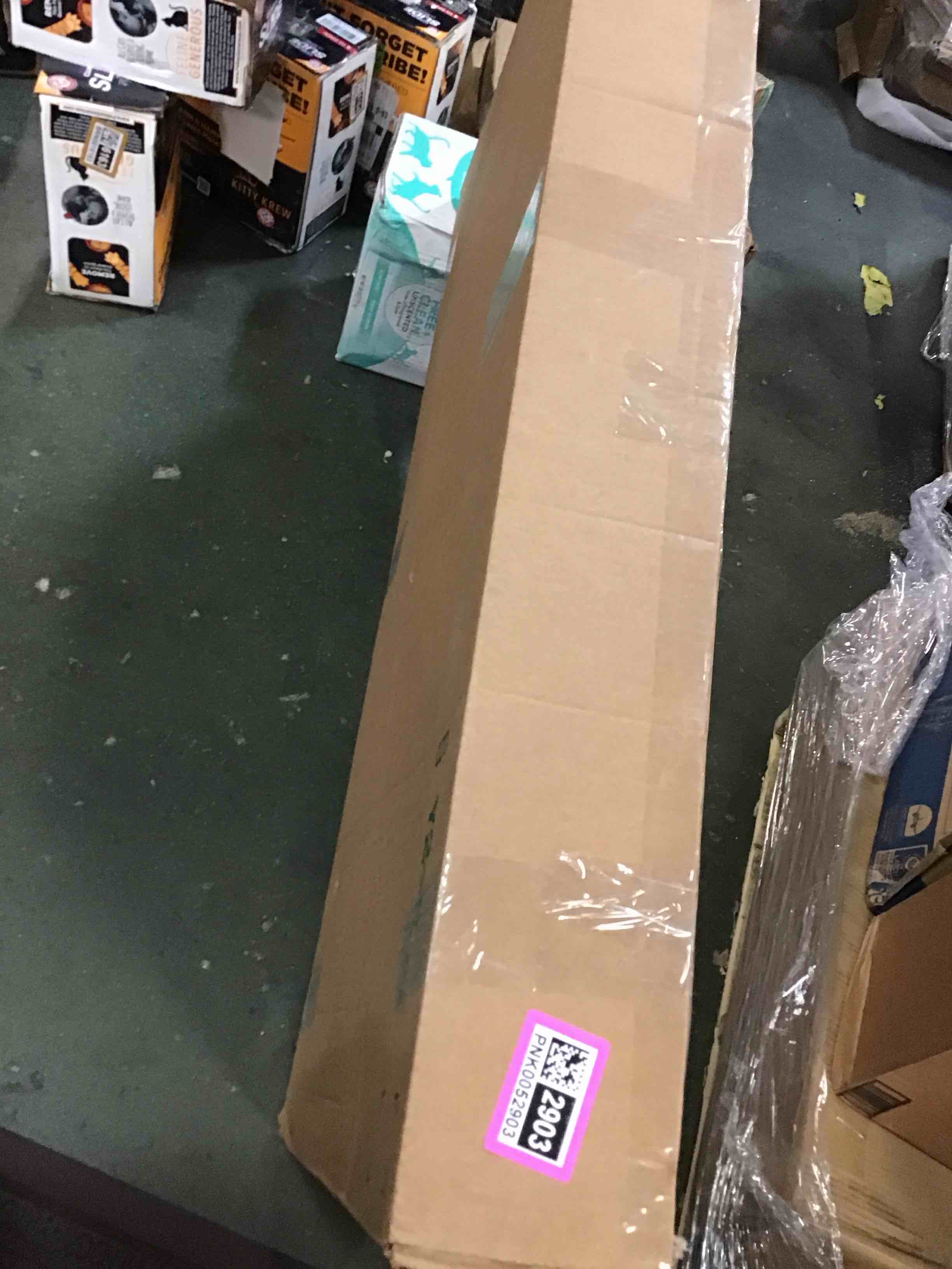 https://s3.amazonaws.com/lotting-images-prod/bidfta/PNK0052903_1725114263402.jpeg