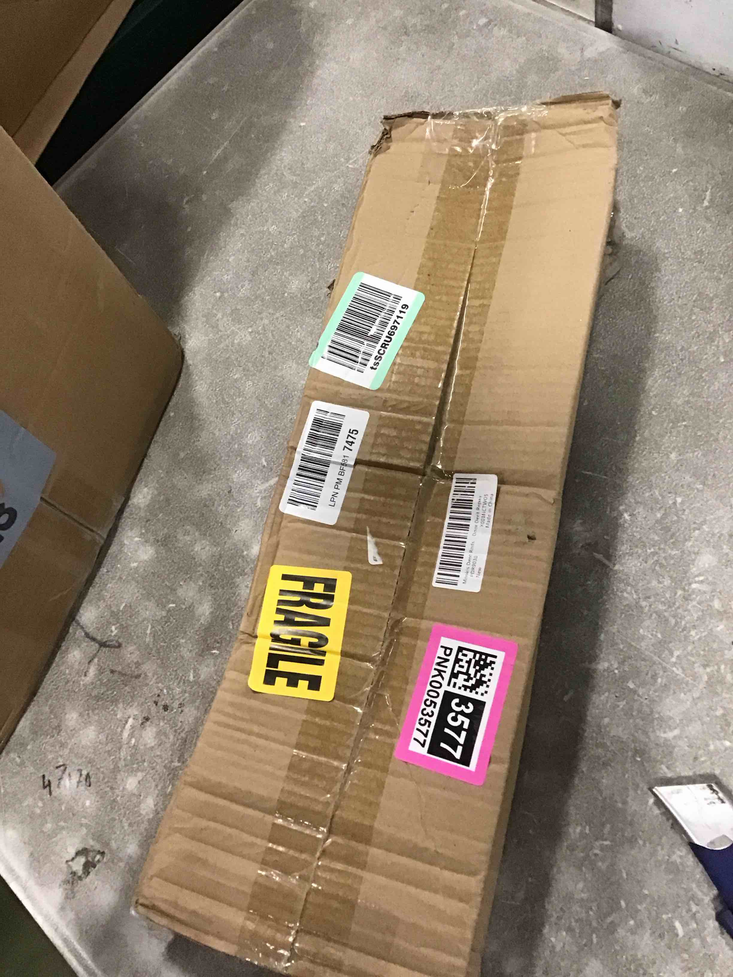 https://s3.amazonaws.com/lotting-images-prod/bidfta/PNK0053577_1724783791481.jpeg