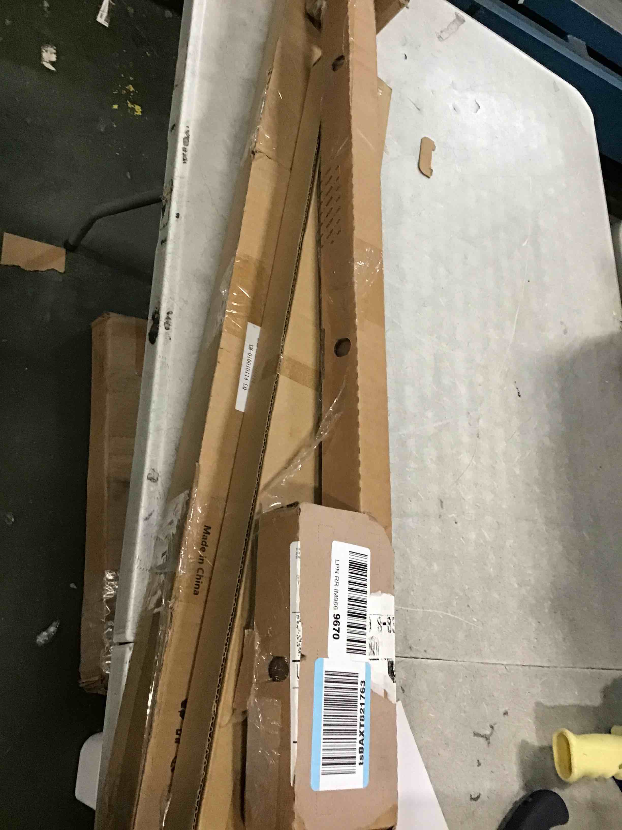 Assorted Curtain Rods (Models, style, size, colors and other specifications may vary )