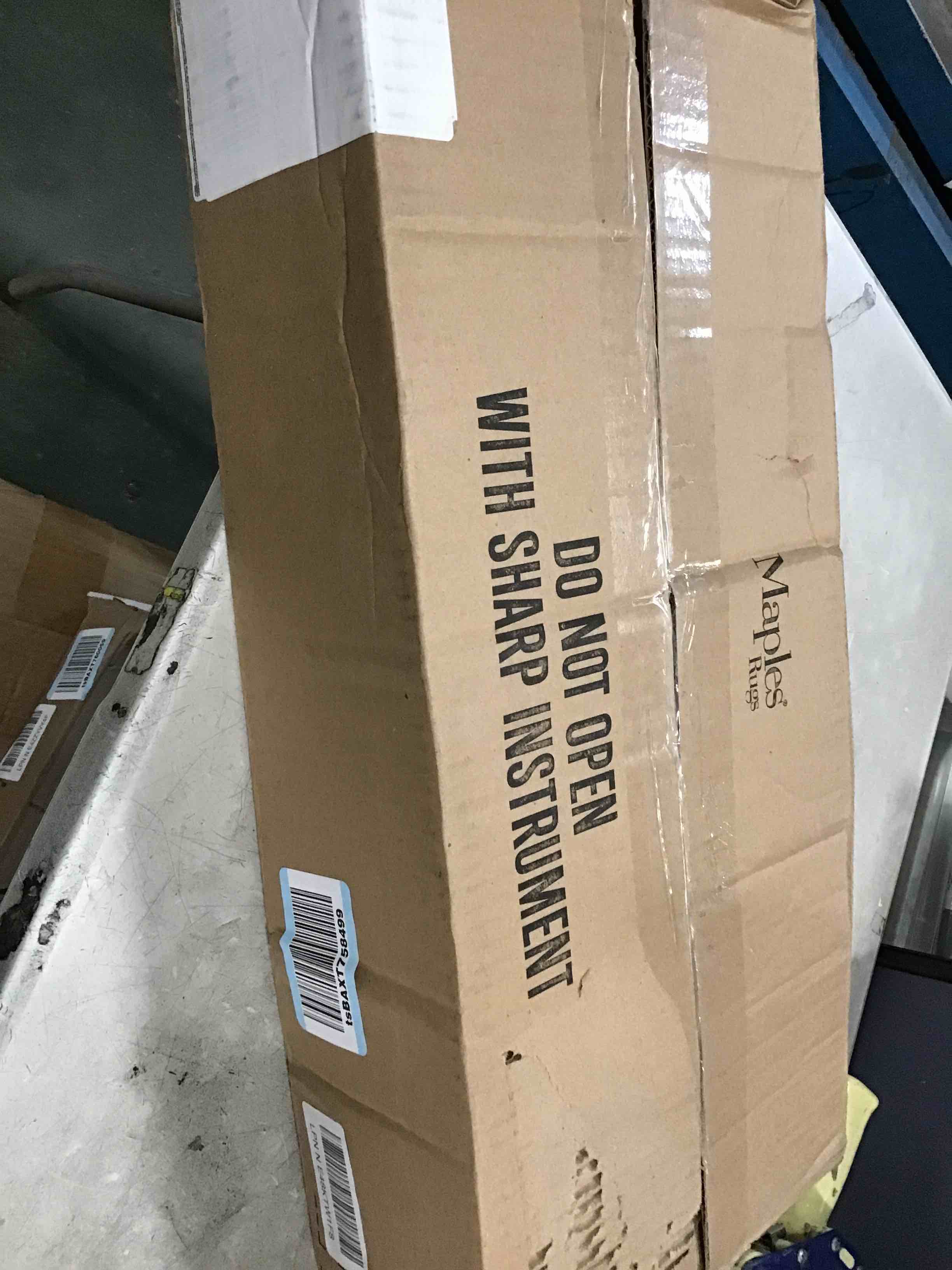 https://s3.amazonaws.com/lotting-images-prod/bidfta/PNK0053903_1724471767010.jpeg